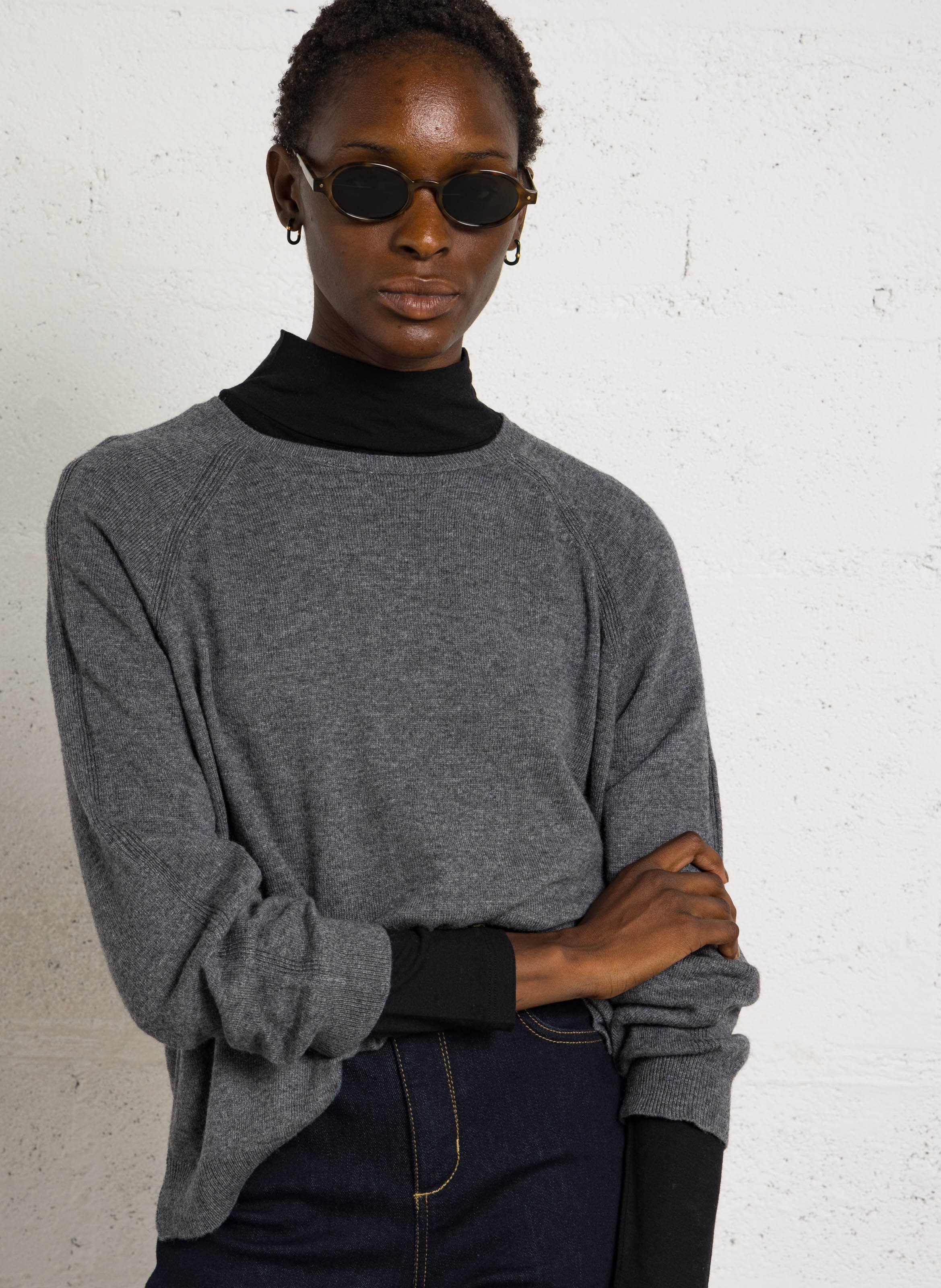 Solid Long Sleeve Pullover NICE THINGS Grey