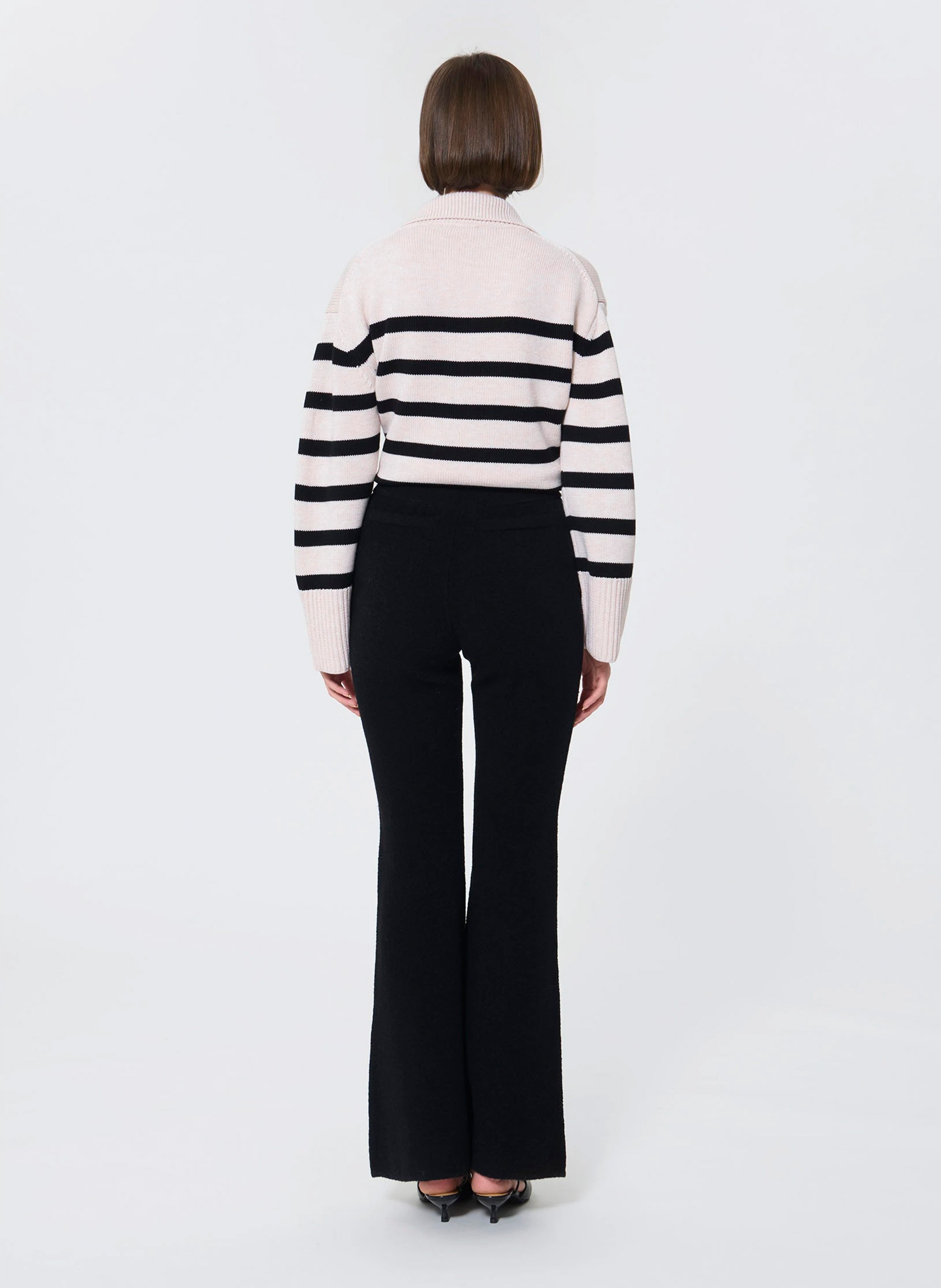 Pantalon flare en laine mélangée TARA JARMON Noir