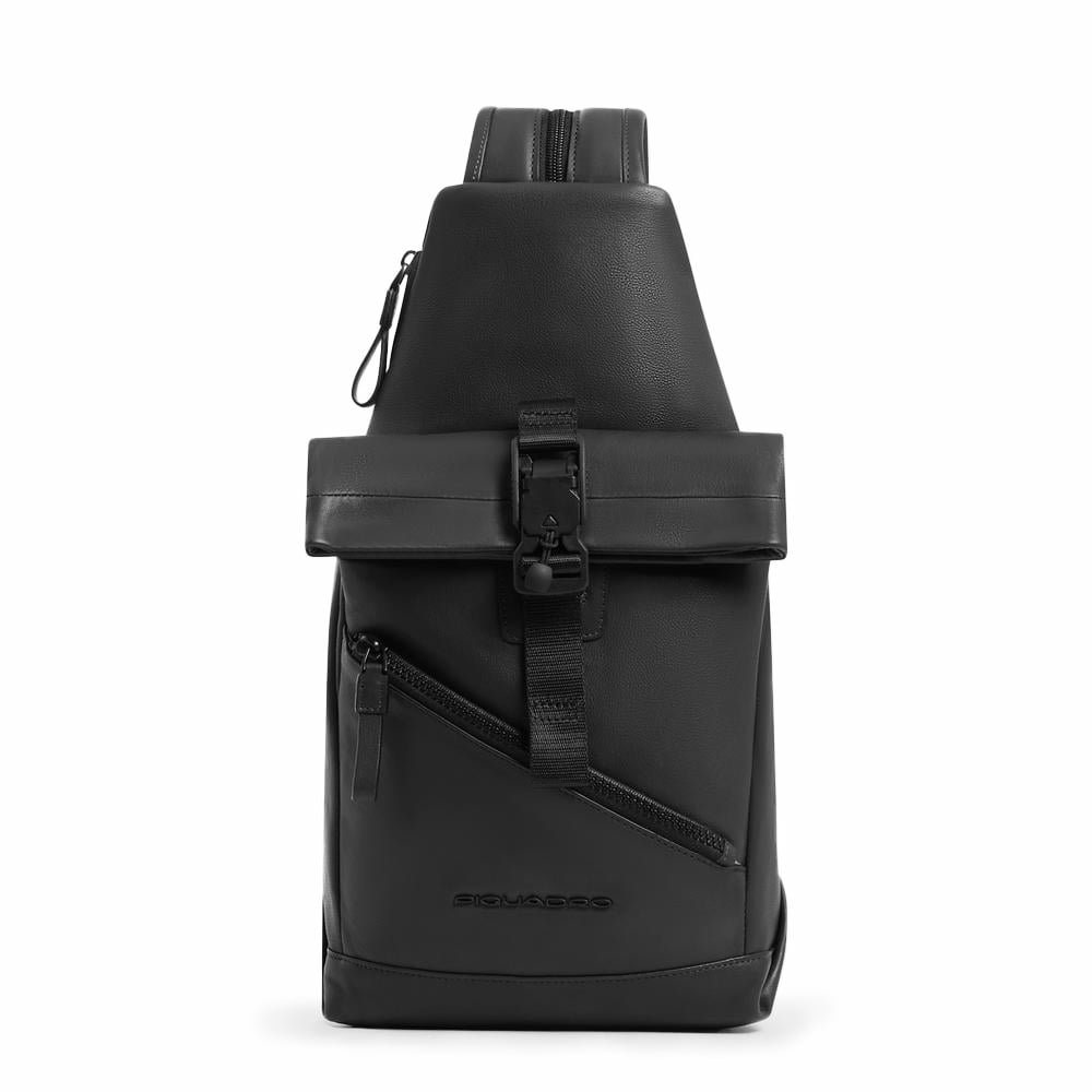Men's leather chest bag for ipad®mini with RFID protection, convertible into a backpack. PIQUADRO Black
