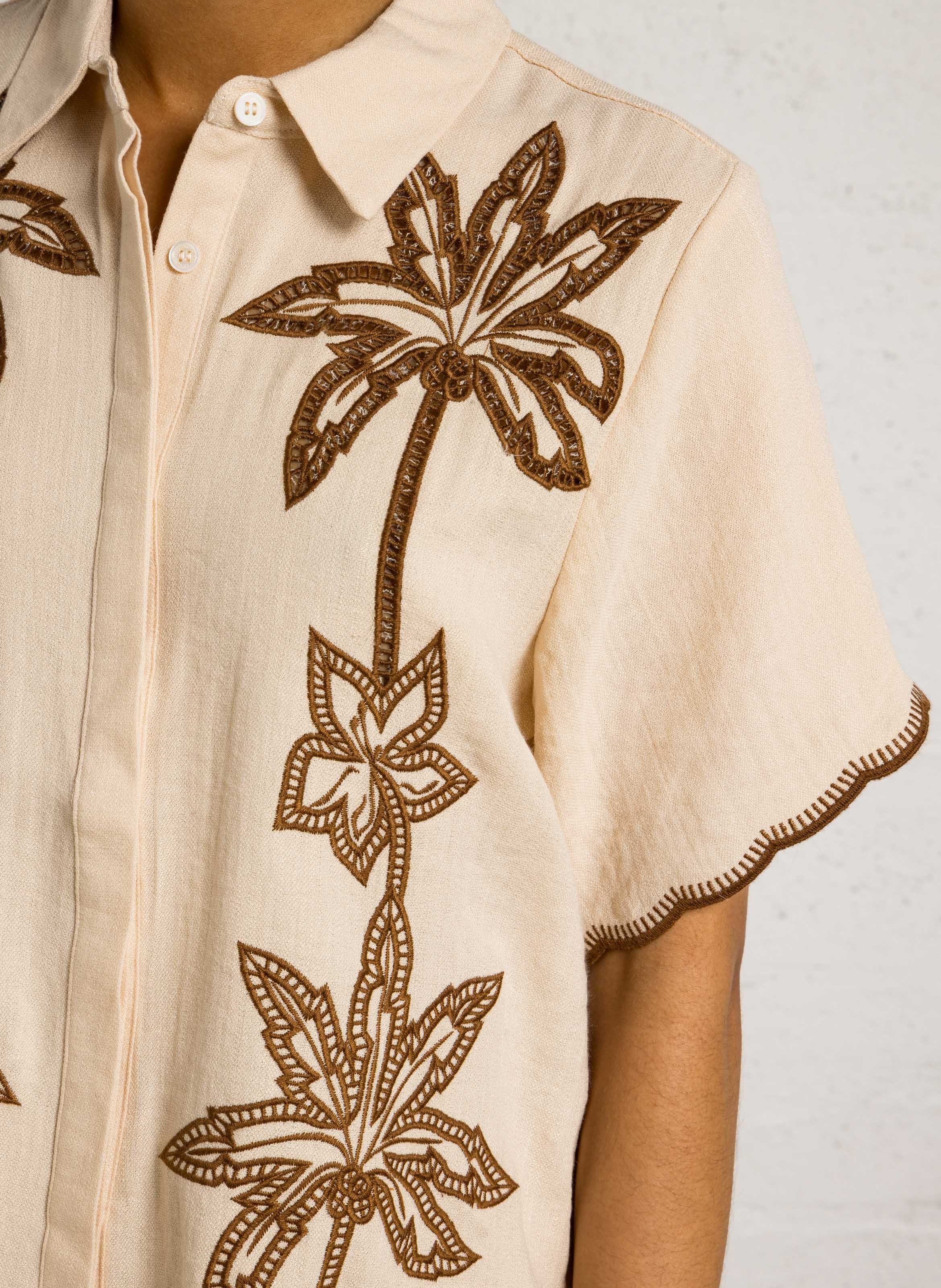 Straight blouse with embroidery LA PETITE ETOILE Beige