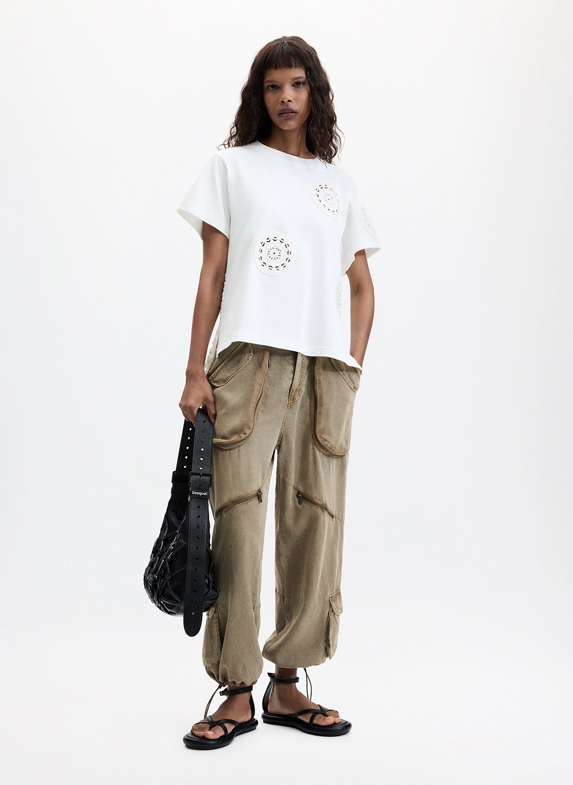 Straight fit round neck t-shirt in embroidered blended cotton DESIGUAL White