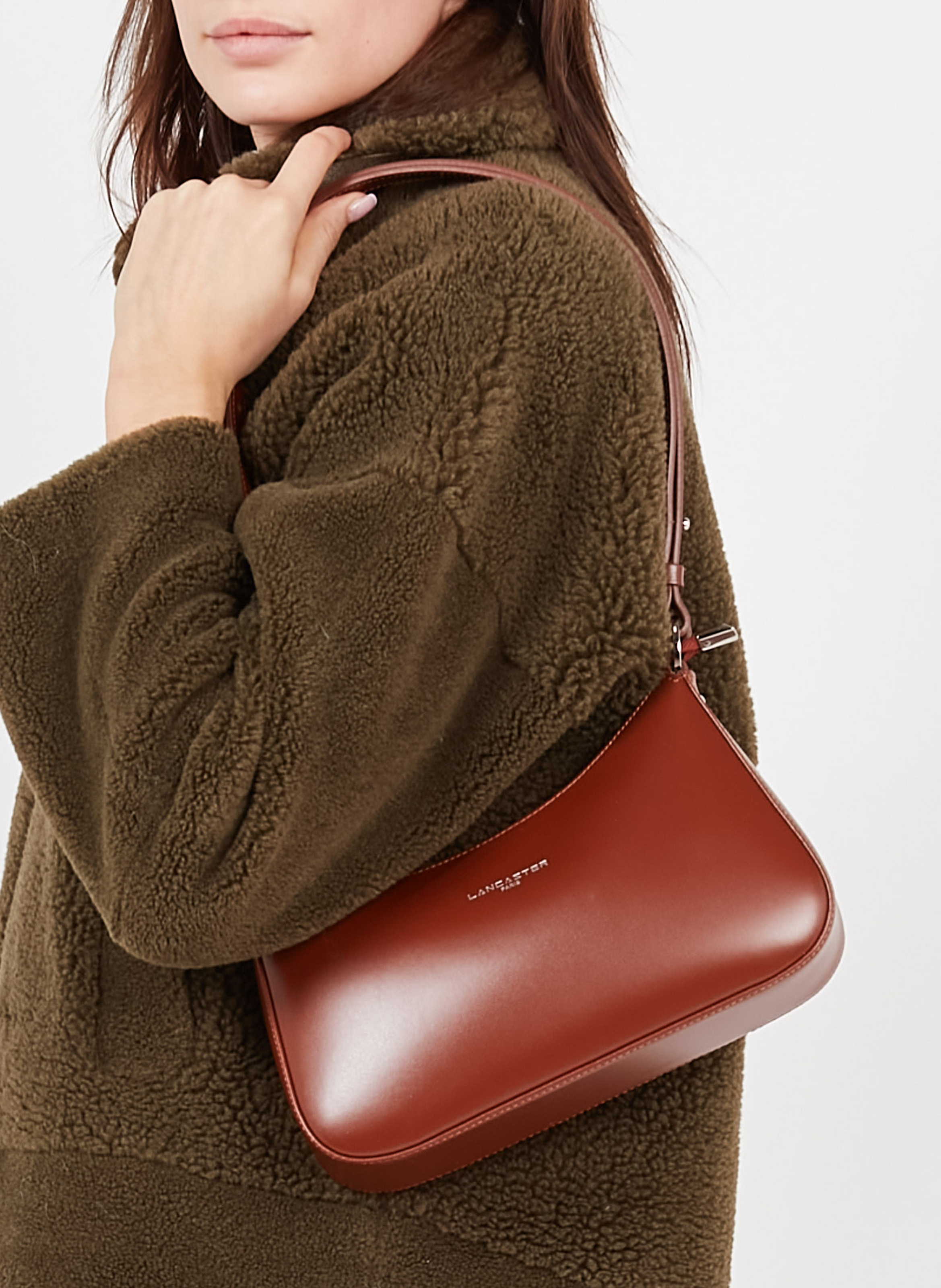 Smooth leather baguette bag LANCASTER PARIS Brown