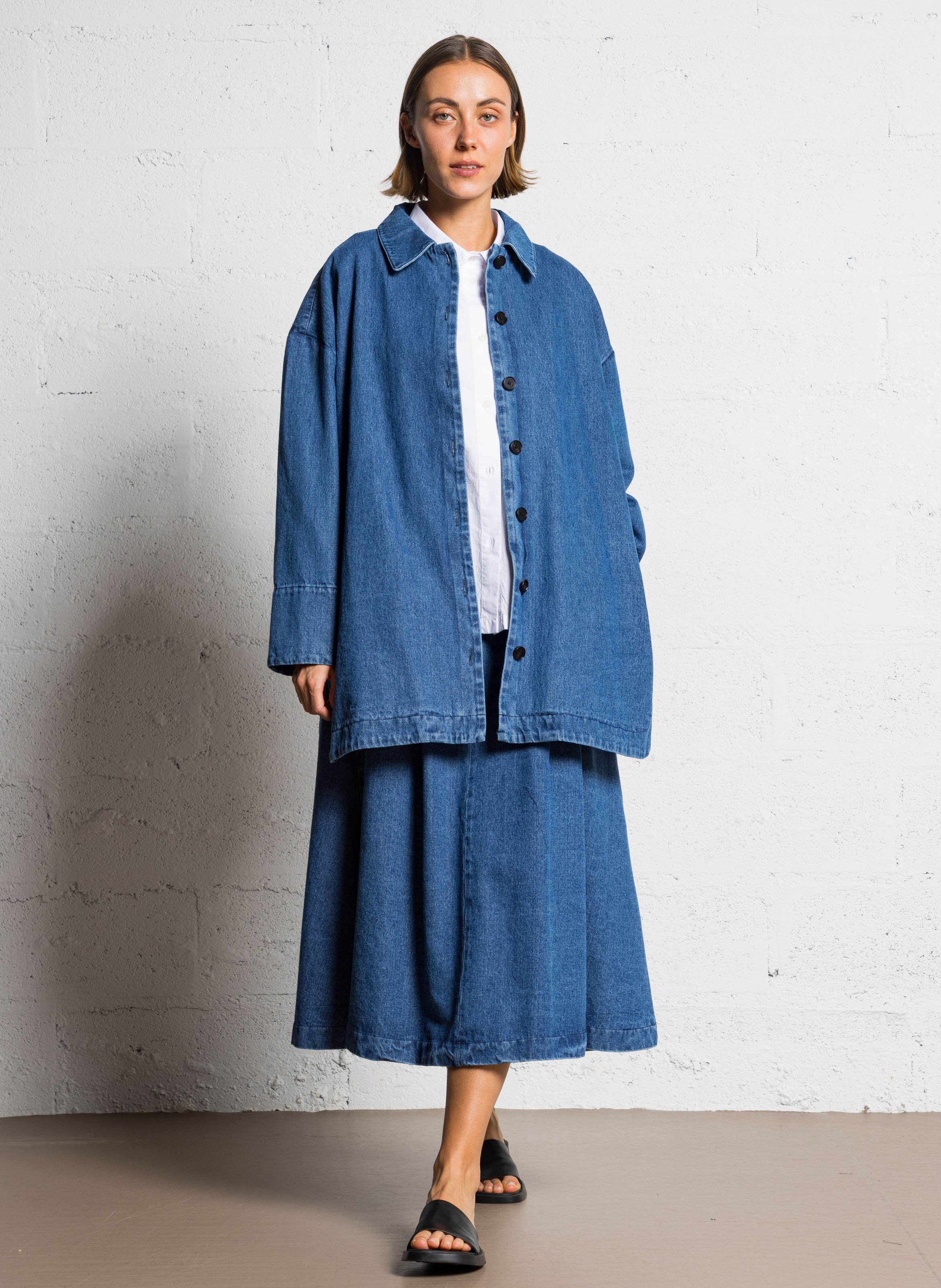 Klassieke jas met kraag van biologisch katoenen denim Blauw