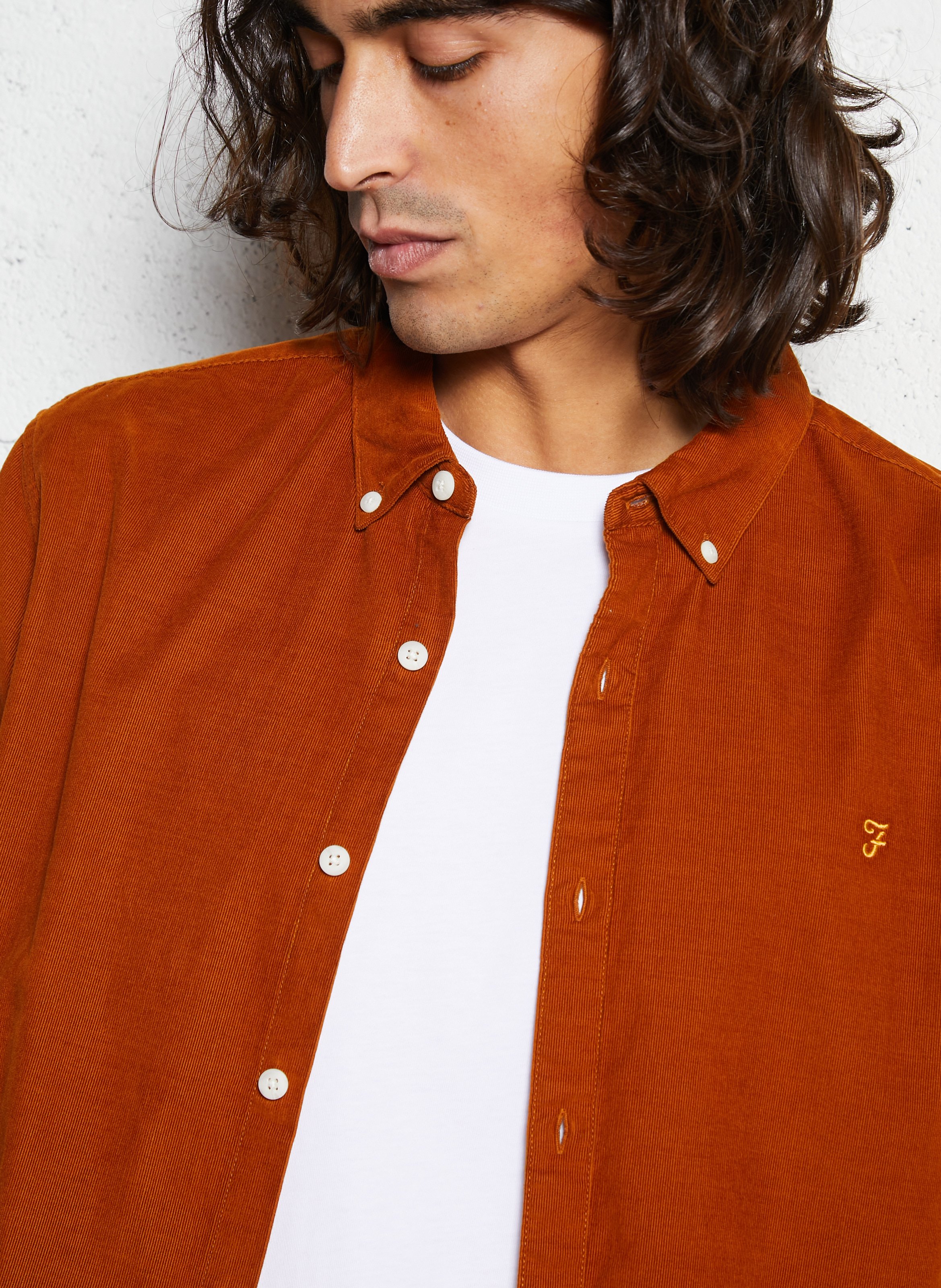 Regular-fit velvet shirt with button-down collar FARAH Brown