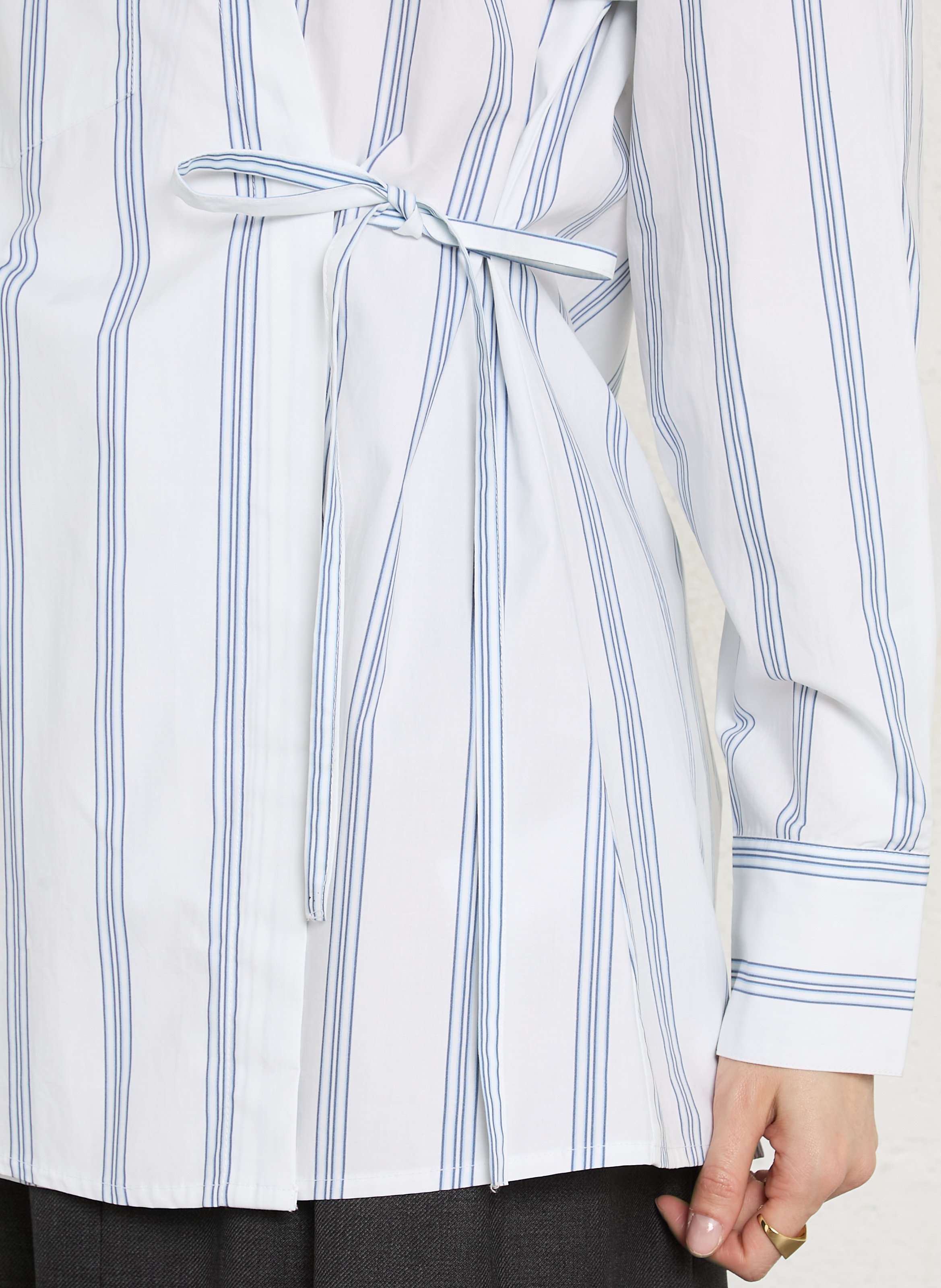 Straight-cut striped cotton shirt with classic collar NORR White
