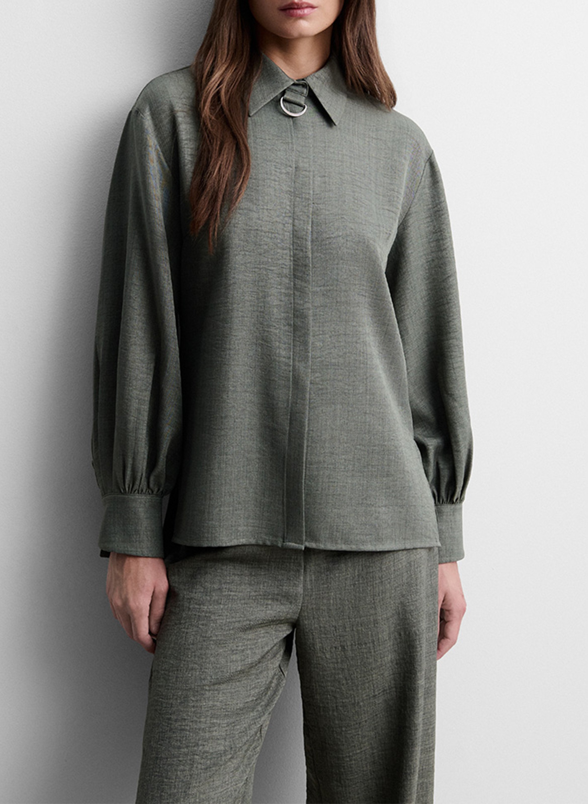 Weite Bluse mit klassischem Kragen SIMORRA Grun