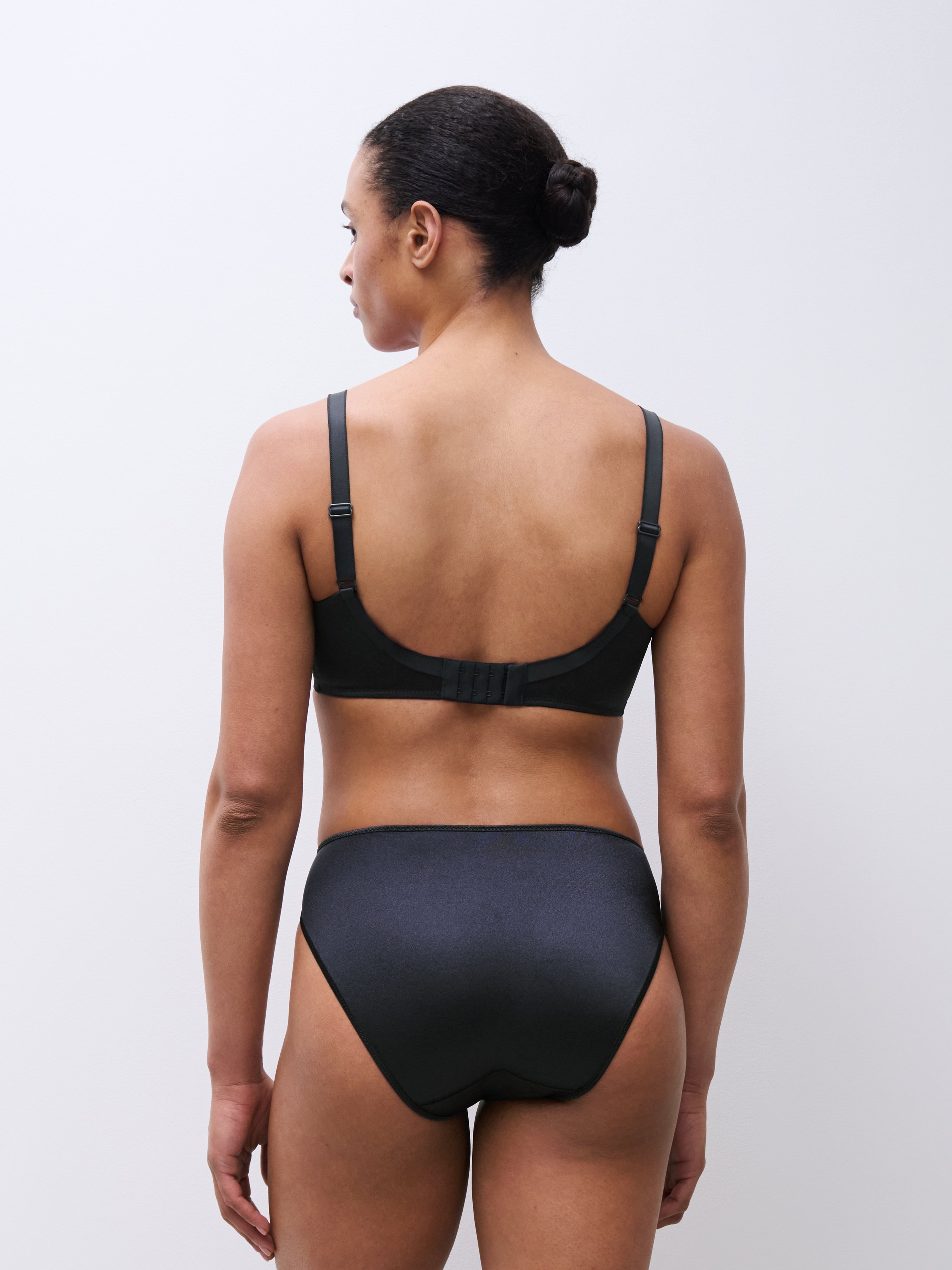 Moulded full-cup bra | Green CHANTELLE Women