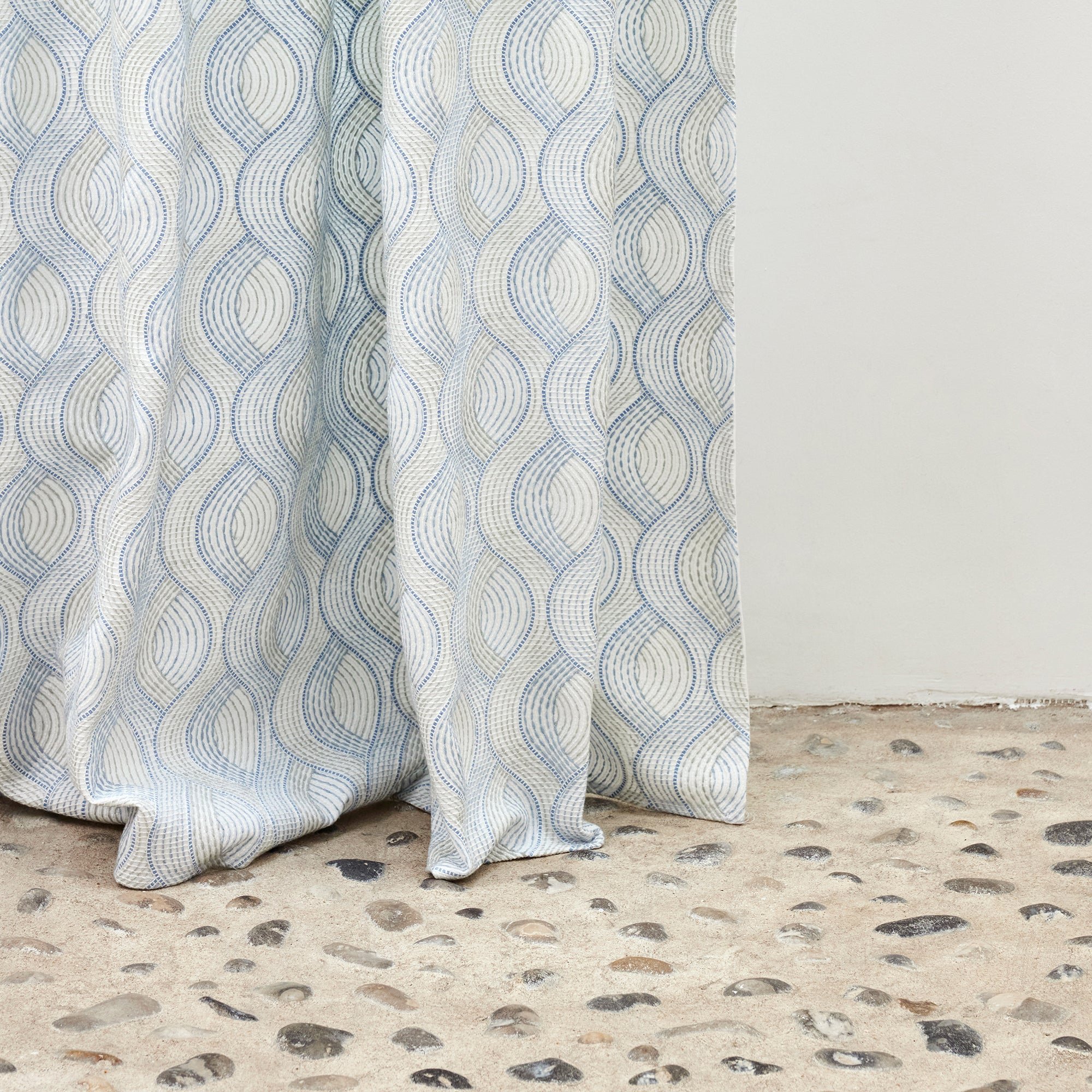 Curtain with loops MADURA Blue