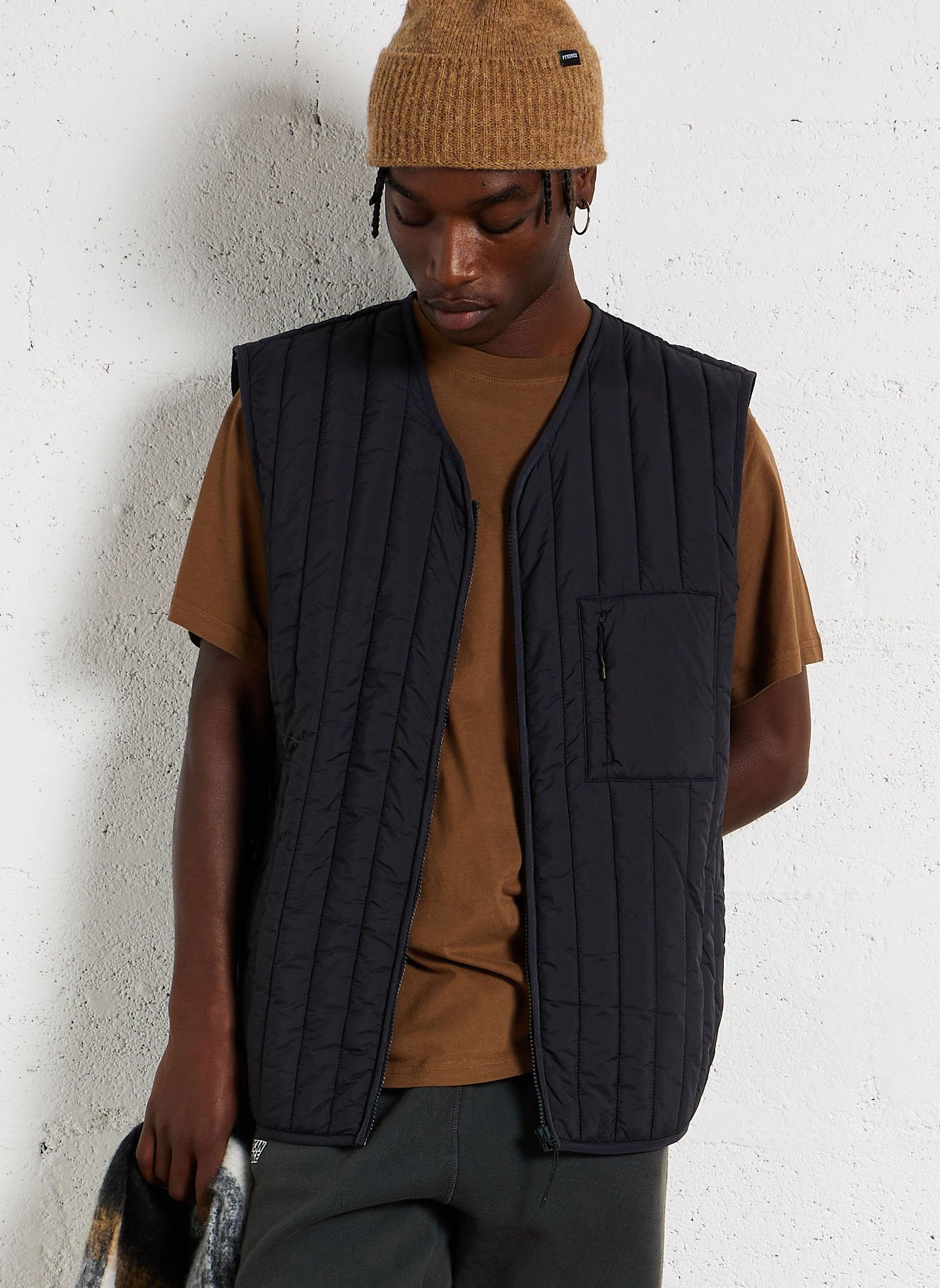 Gerade gesteppte V-Ausschnitt-Jacke RAINS Blau