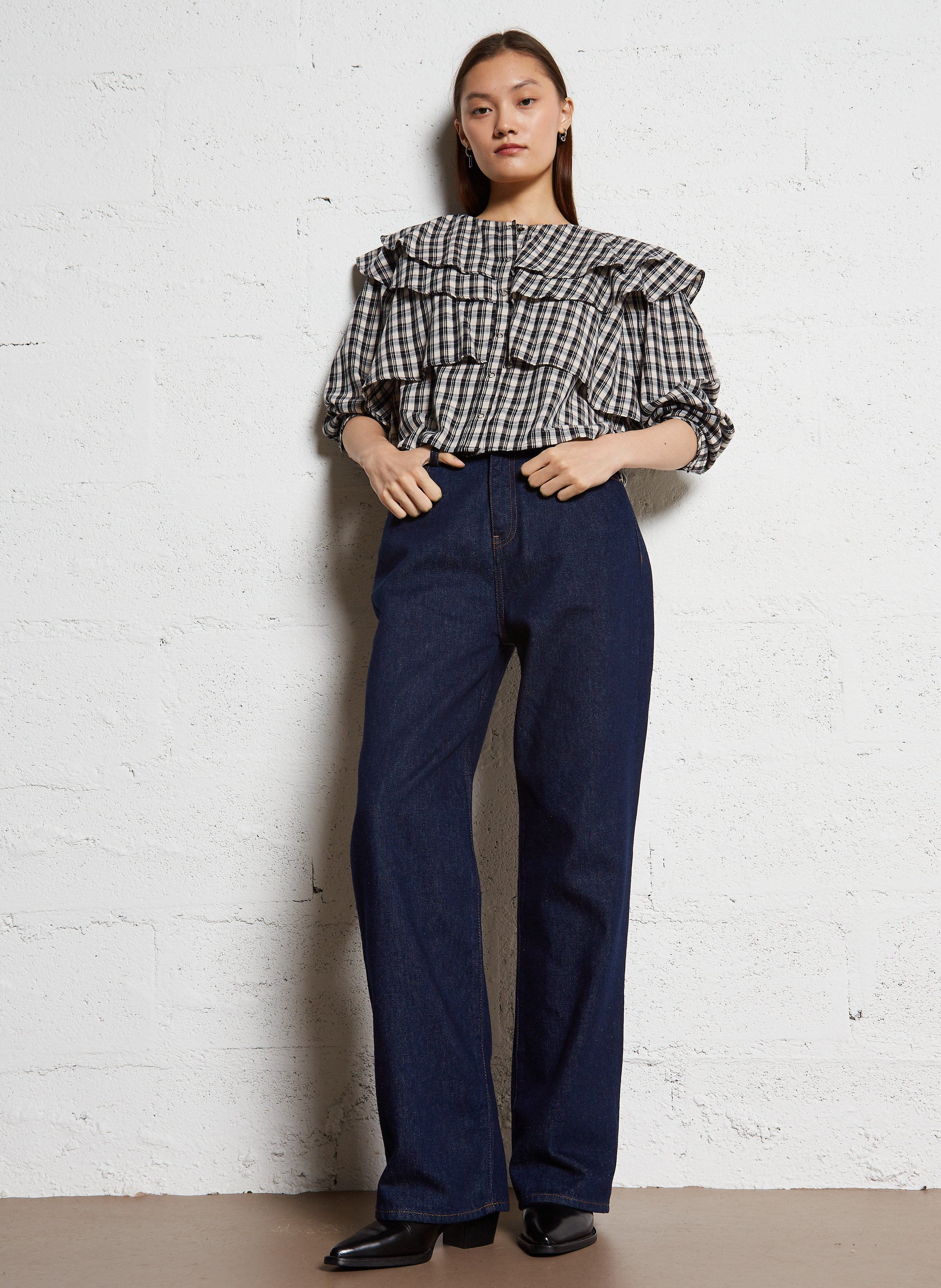 Straight round neck cotton shirt BELLEPIECE Black