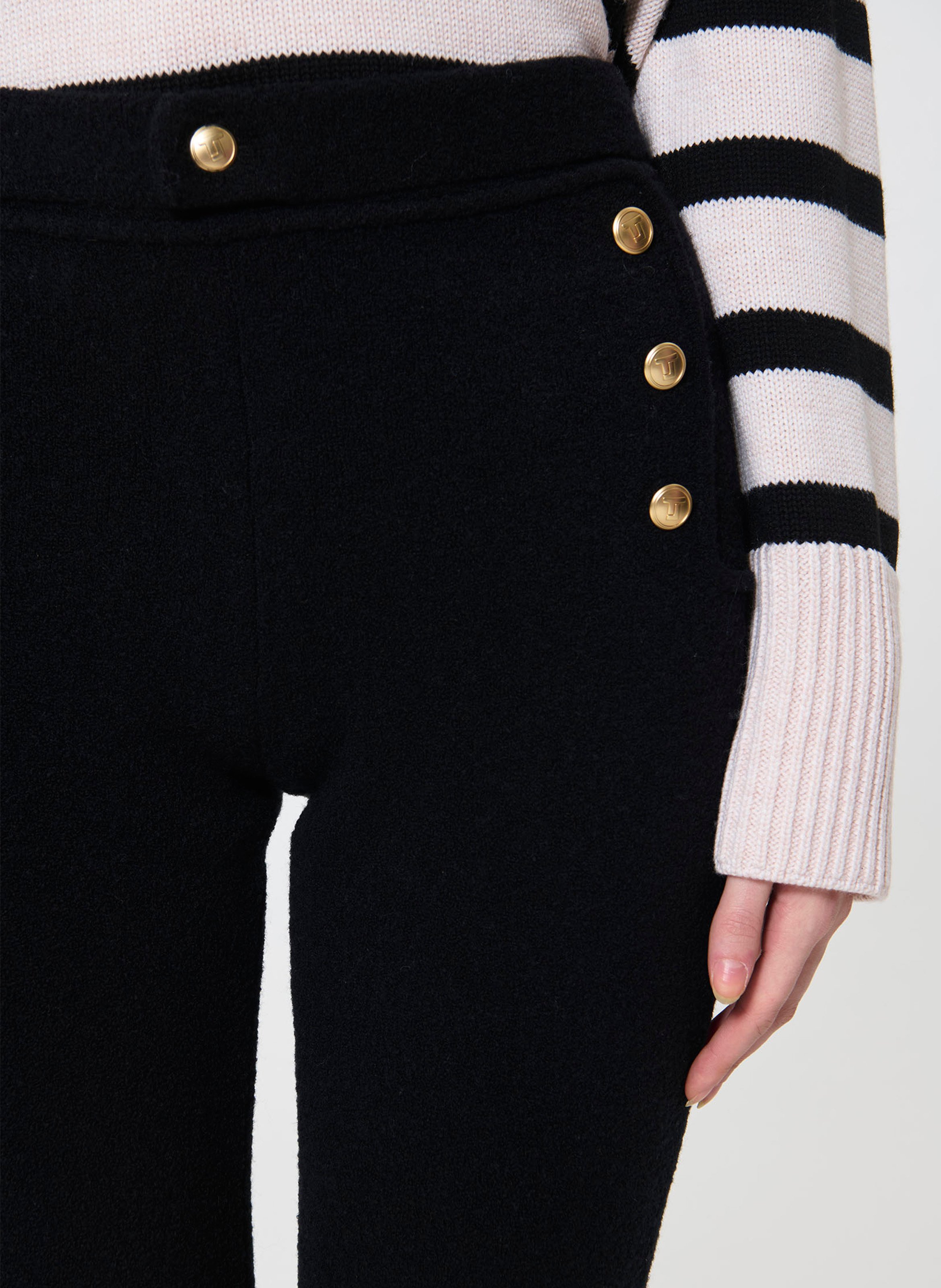 Pantalon flare en laine mélangée TARA JARMON Noir