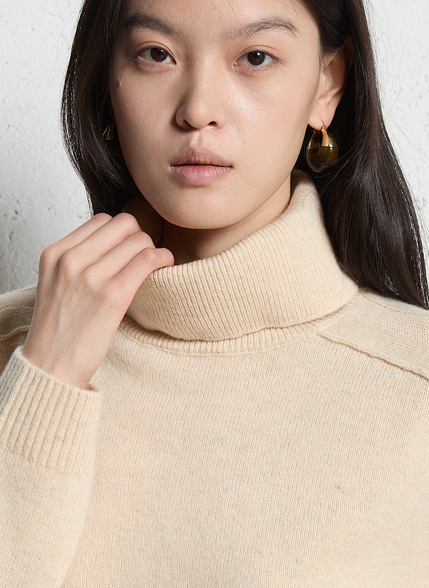 Pull col roulé en laine Beige