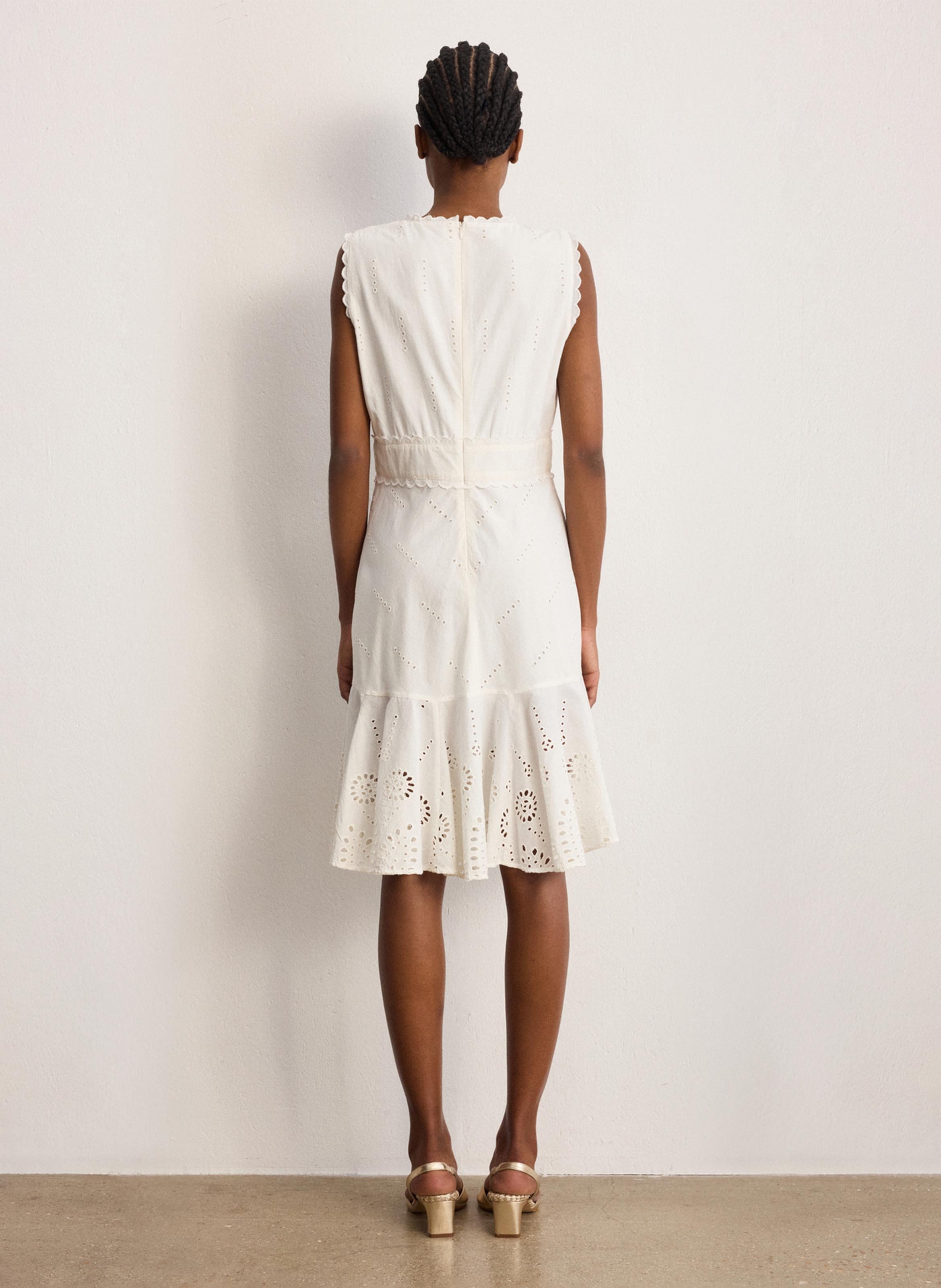 Robe courte sans manches à broderies PABLO Beige