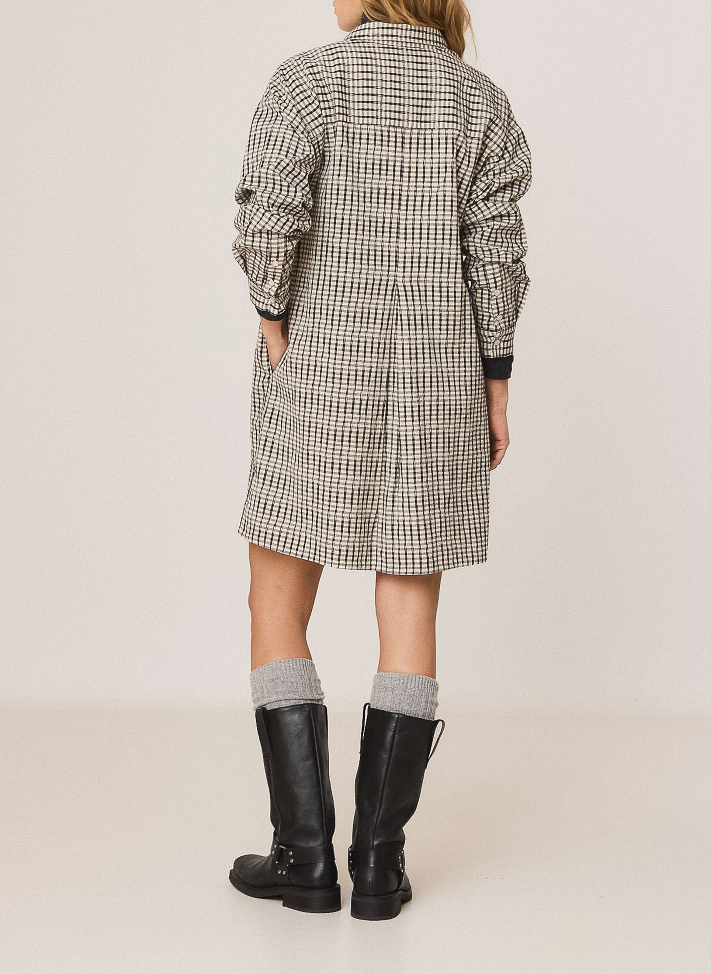 Robe courte col polo en coton INDI & COLD Noir