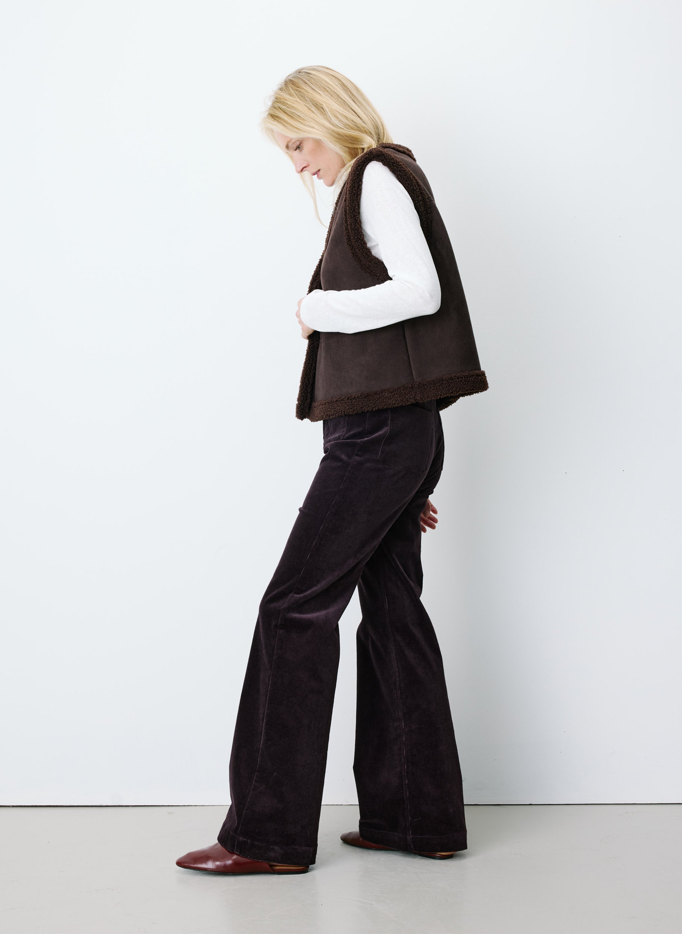 Short straight V-neck jacket GRACE ET MILA Brown