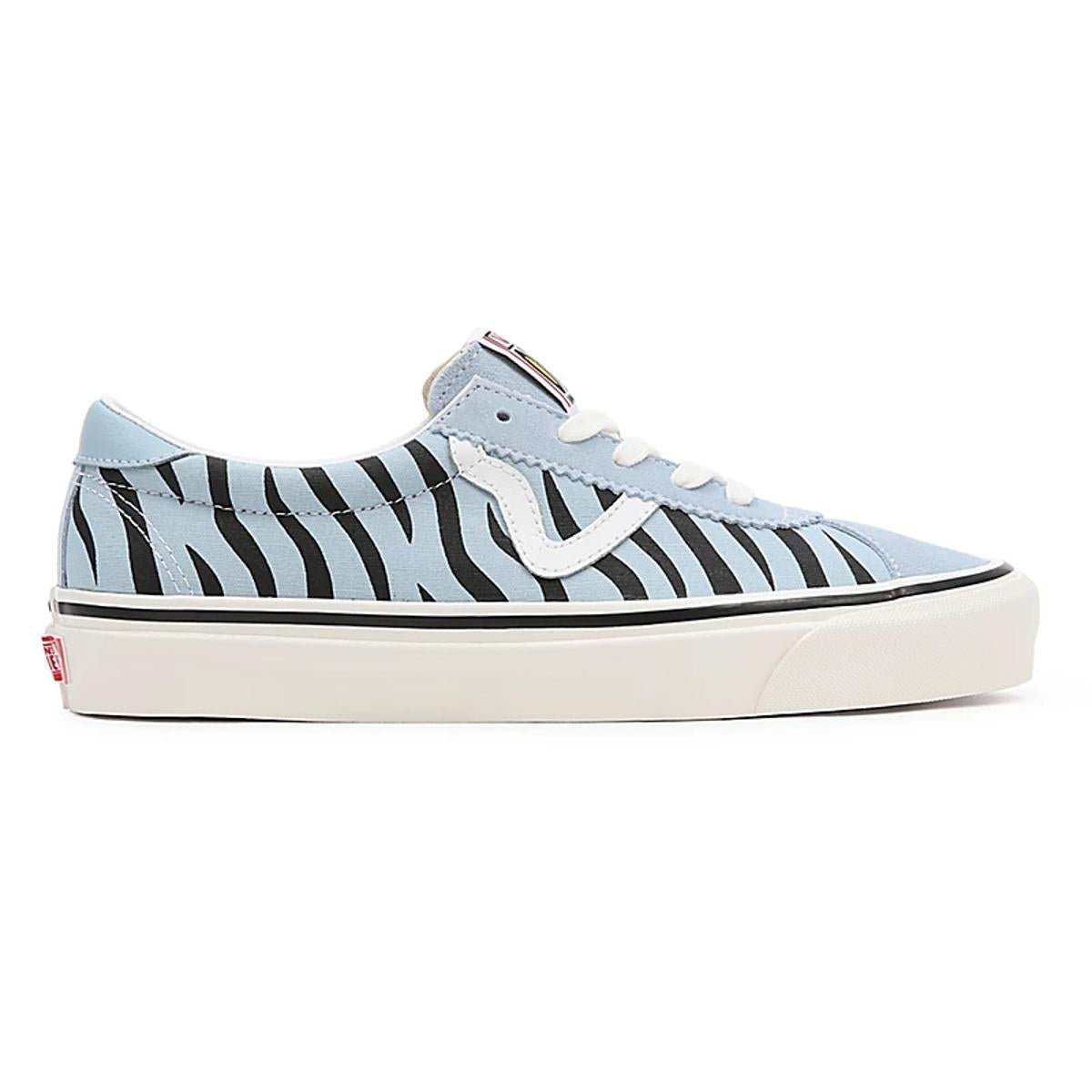 Low-top sneakers VANS Blue