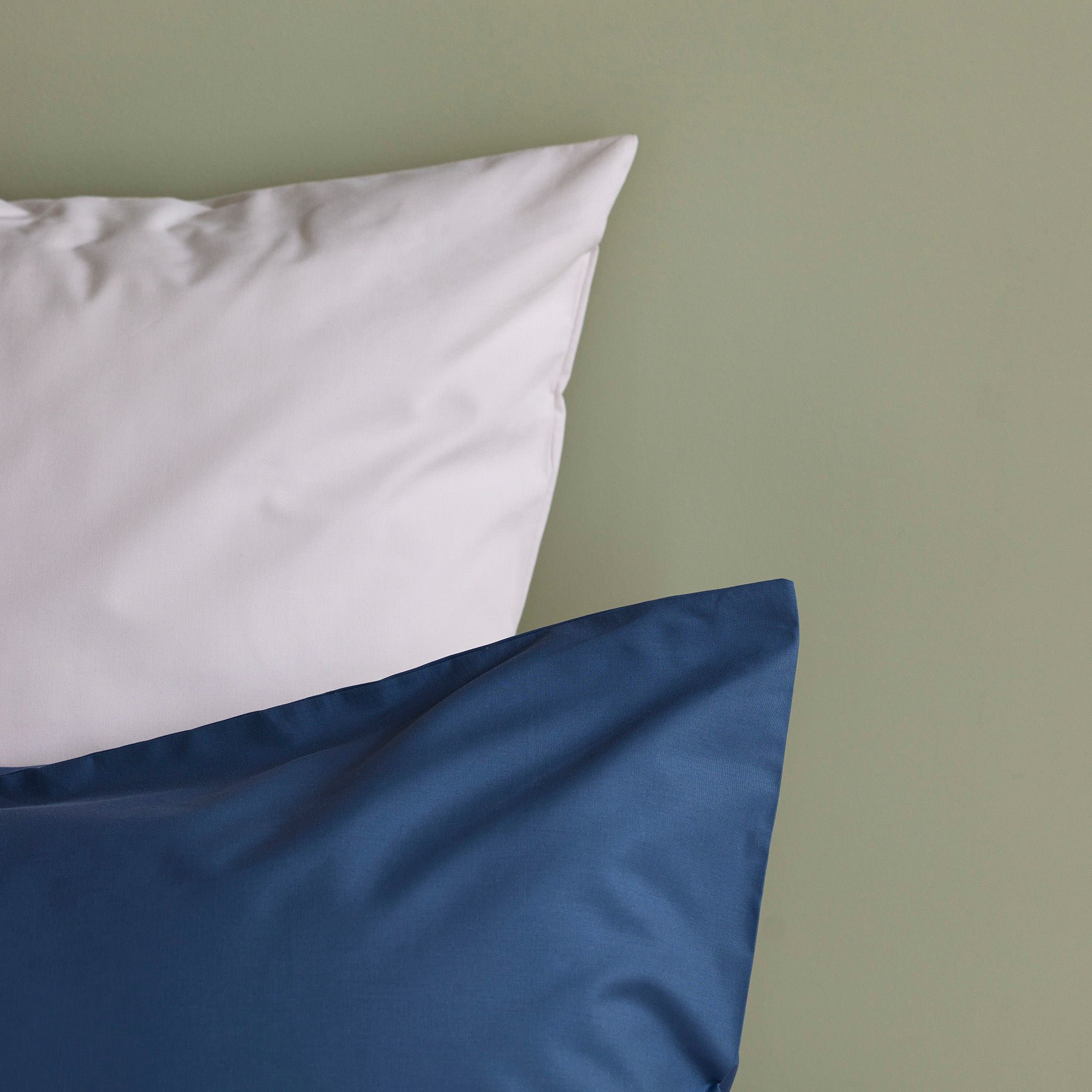 Set of 2 cotton pillowcases MADURA