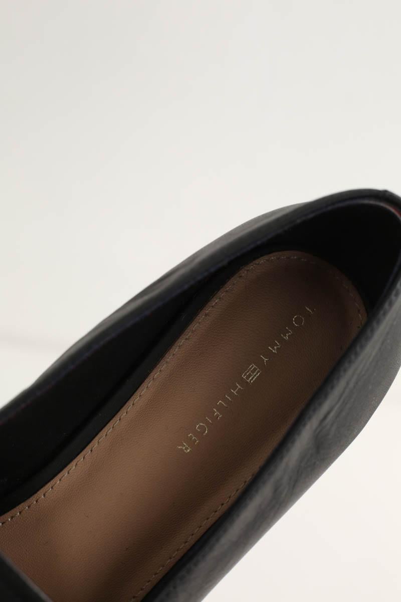 Moccasins TOMMY HILFIGER - SECONDE MAIN Black