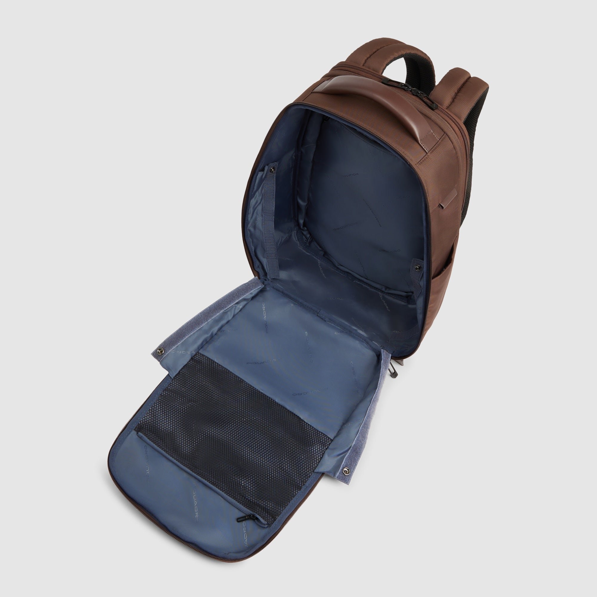 Travel laptop backpack for 15.6" computer PIQUADRO Brown
