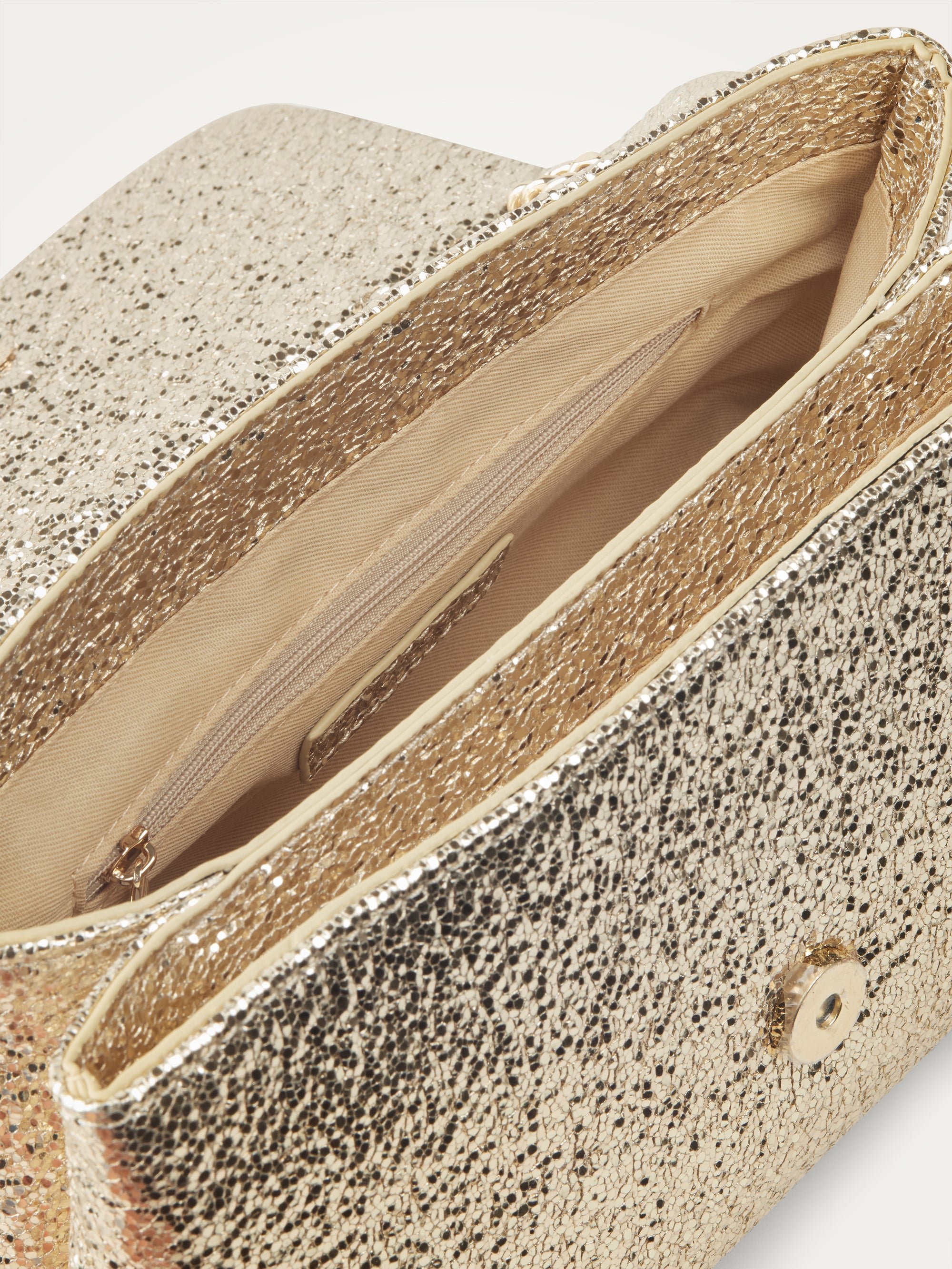 Chain handbag VANESSA WU Golden