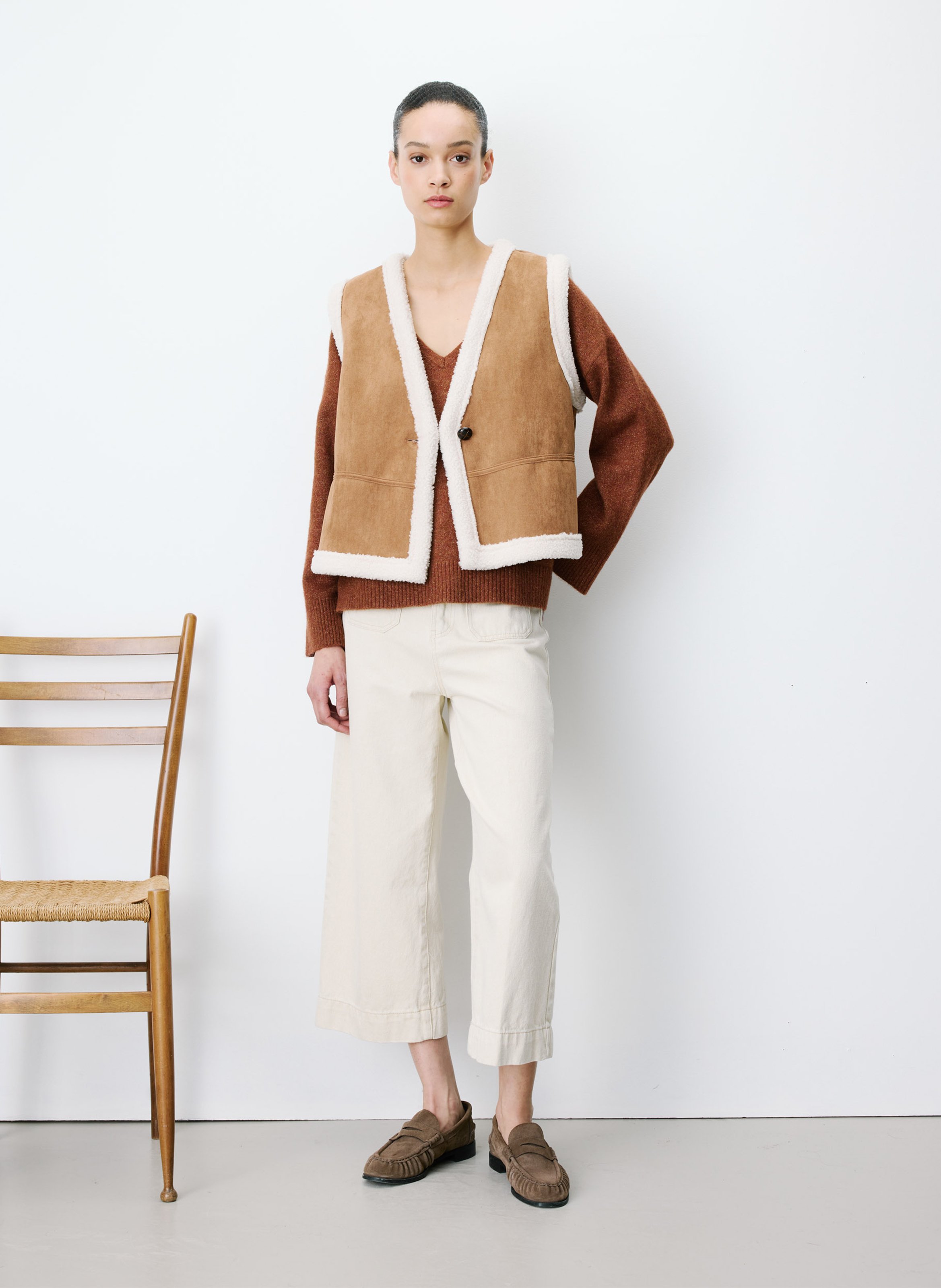 Short straight V-neck jacket GRACE ET MILA Brown