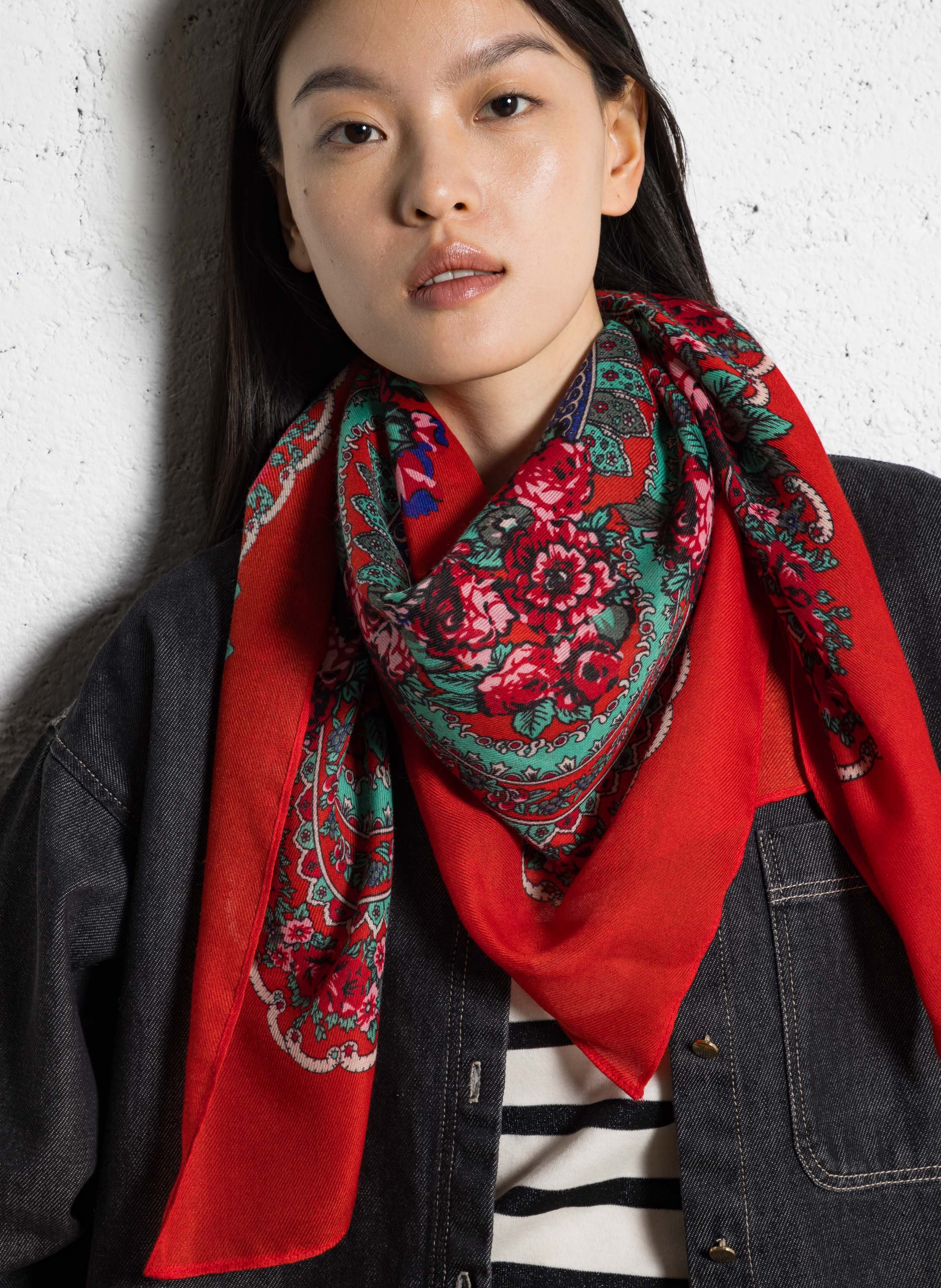 Foulard imprimé fleuri I CODE Rouge