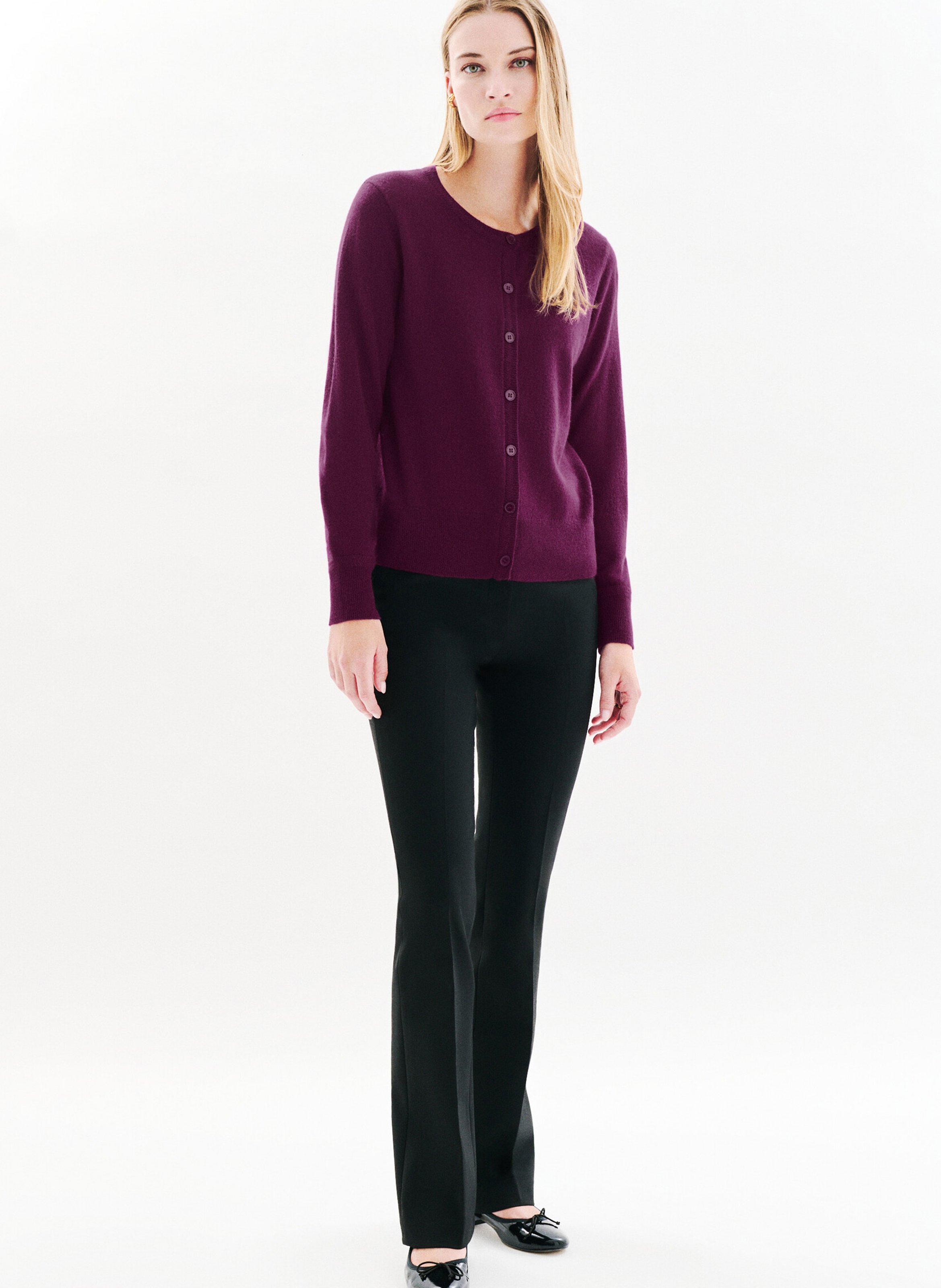 Round neck straight cashmere cardigan CAROLL Purple