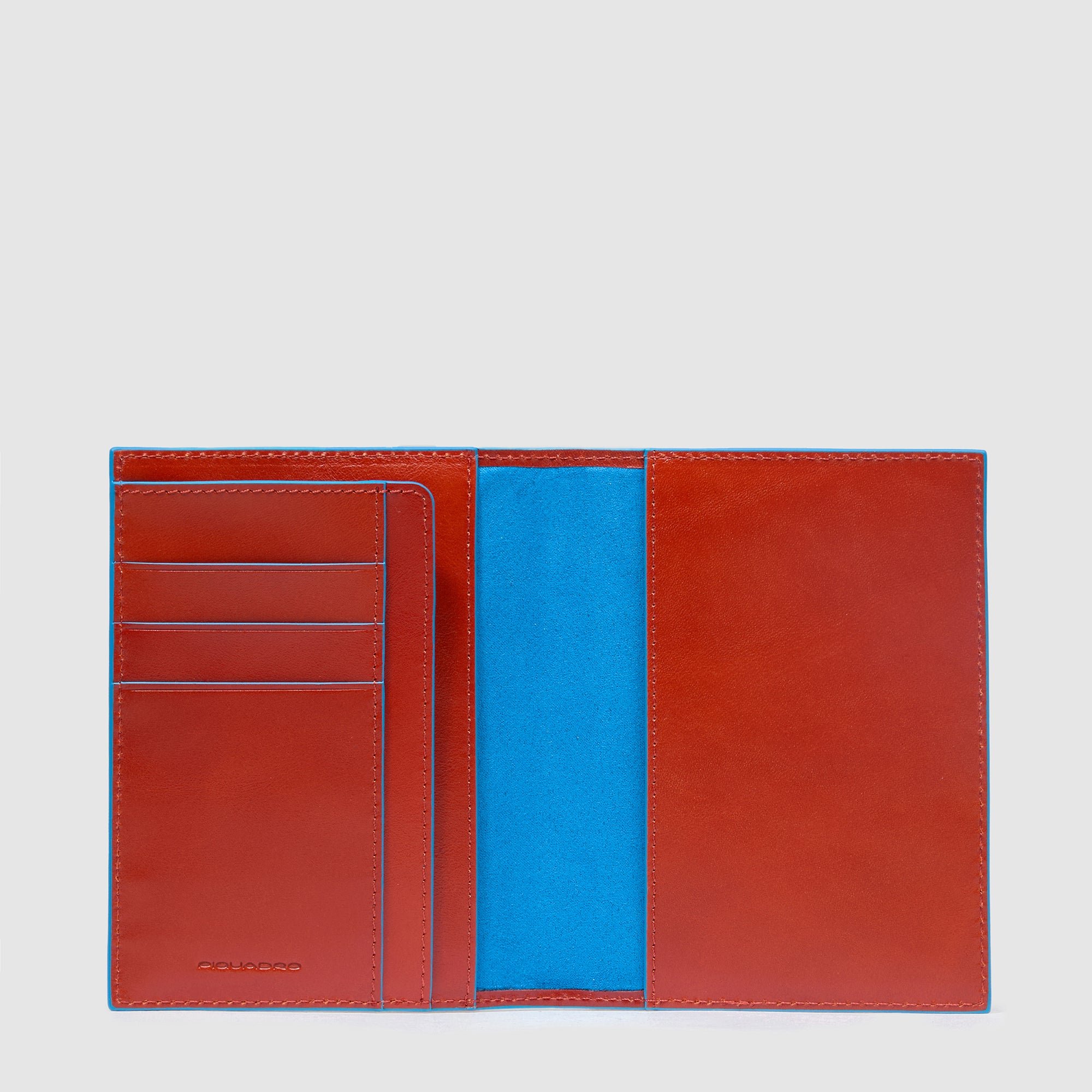 Passport holder PIQUADRO Brown