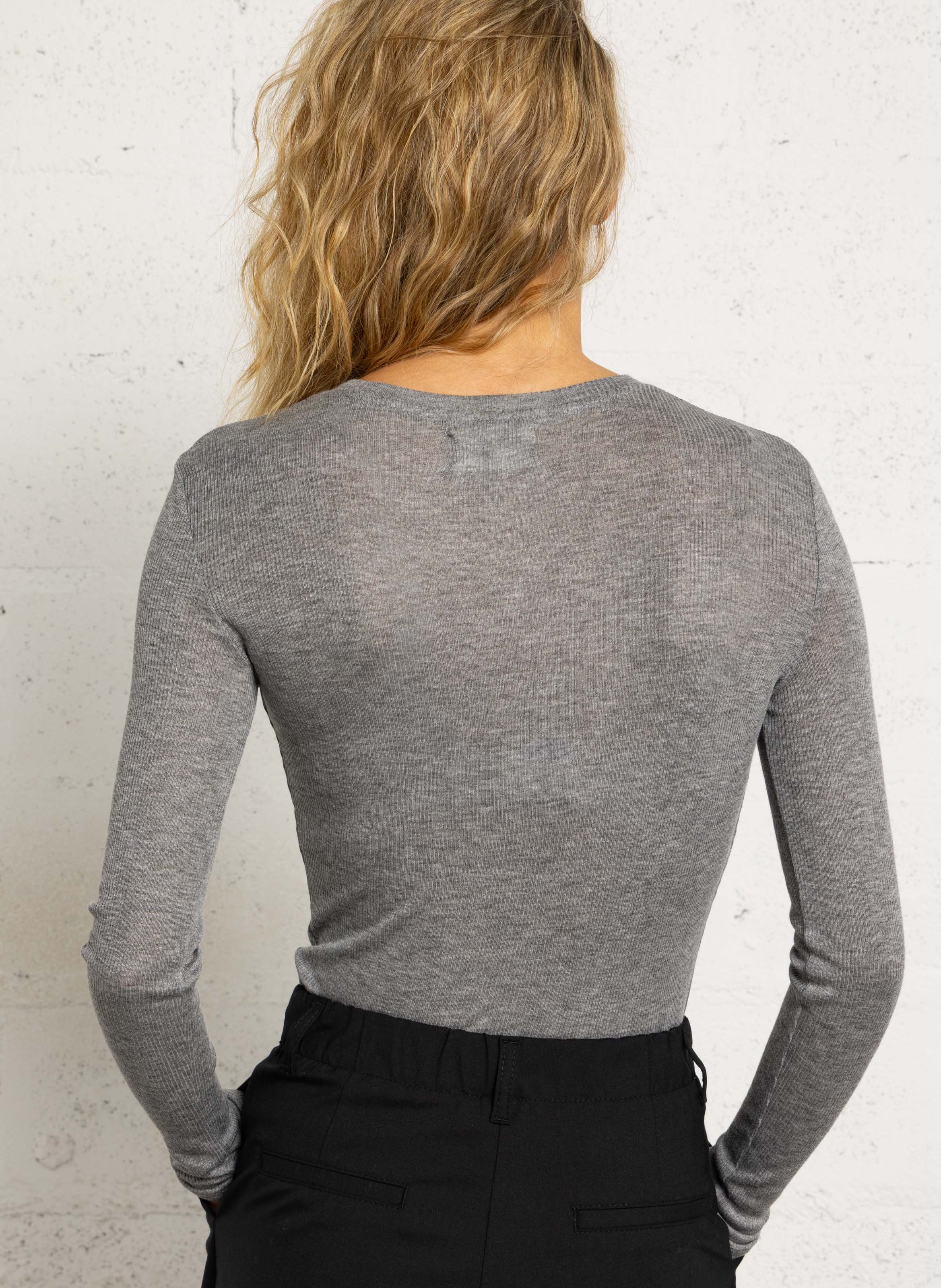 Recht T-shirt met ronde h DES PETITS HAUTS Grijs