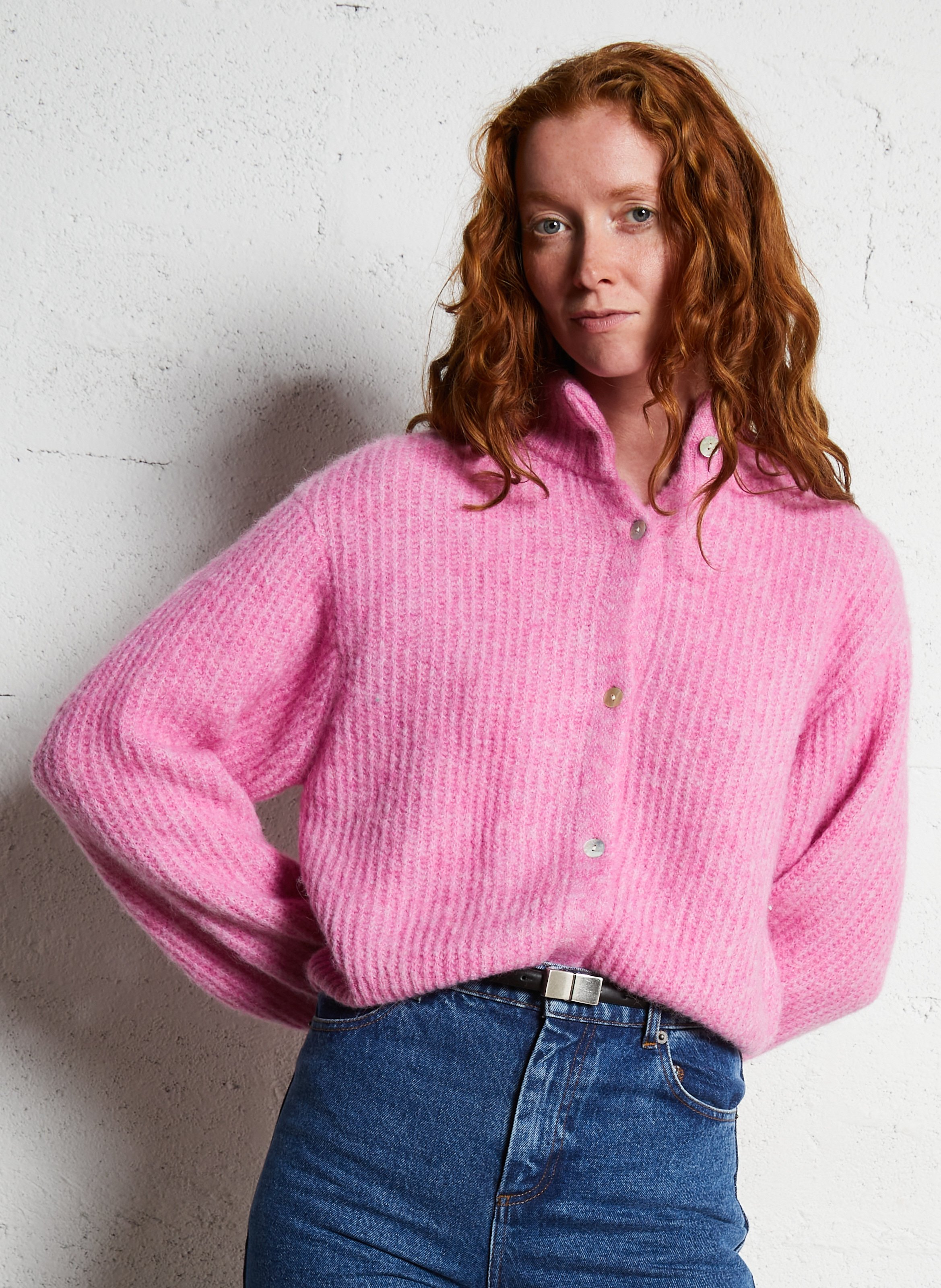 - Buckle closure. - Width: 3 cm.  IKKS Black