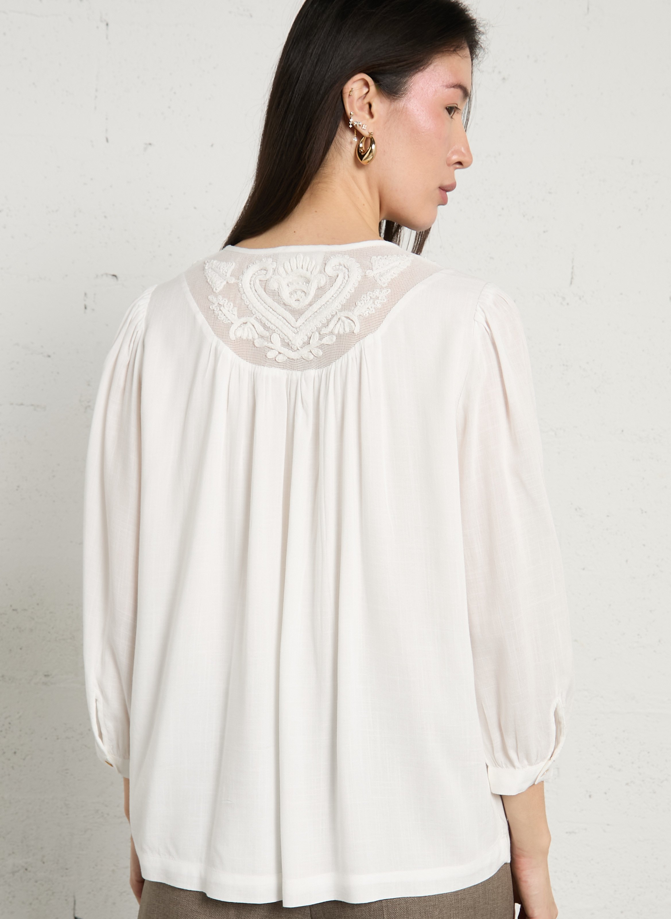 Embroidered V-neck blouse MAISON 123 White