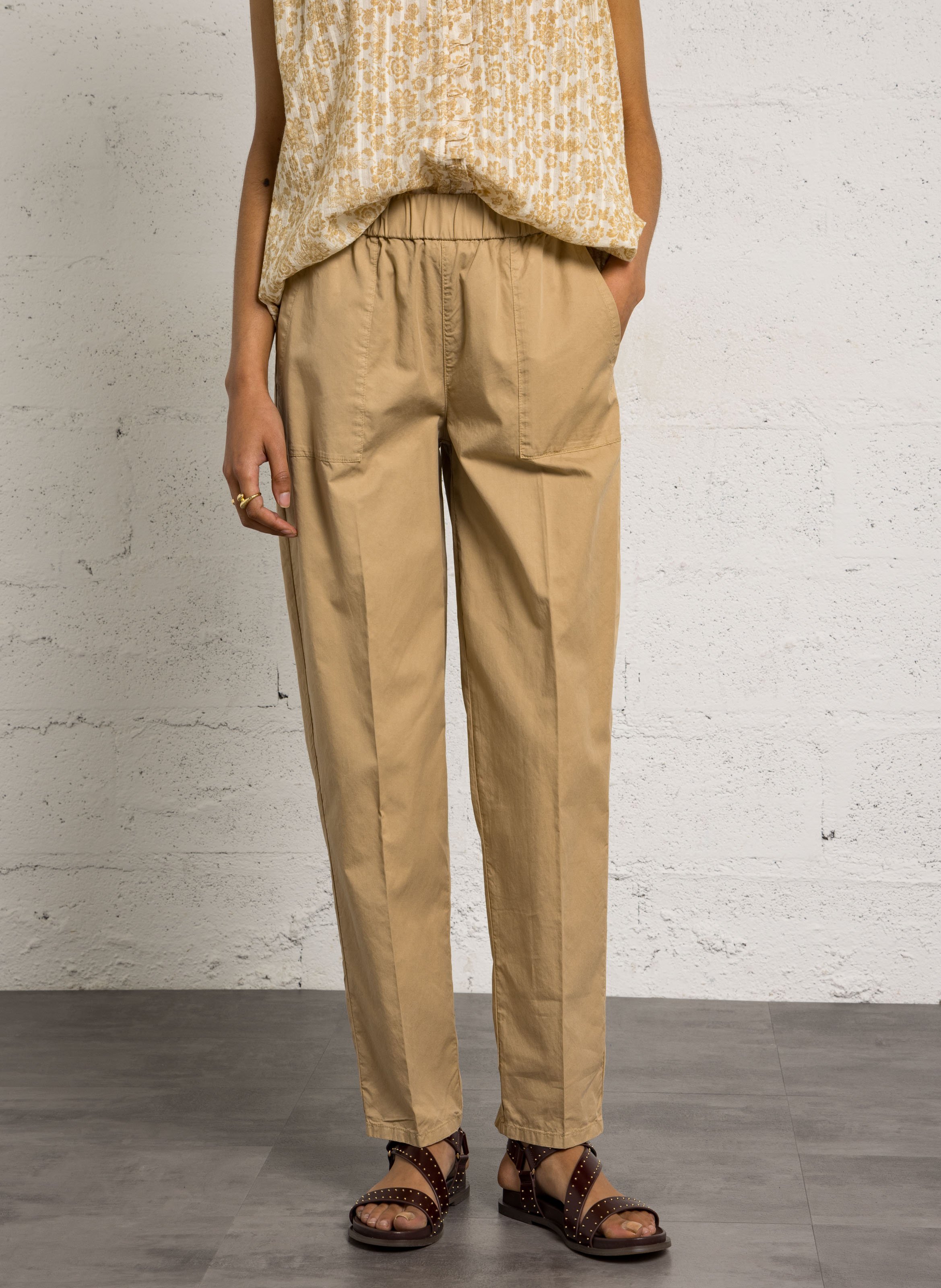 Anliegende Hose aus Baumwollmischung LAB DIP Beige