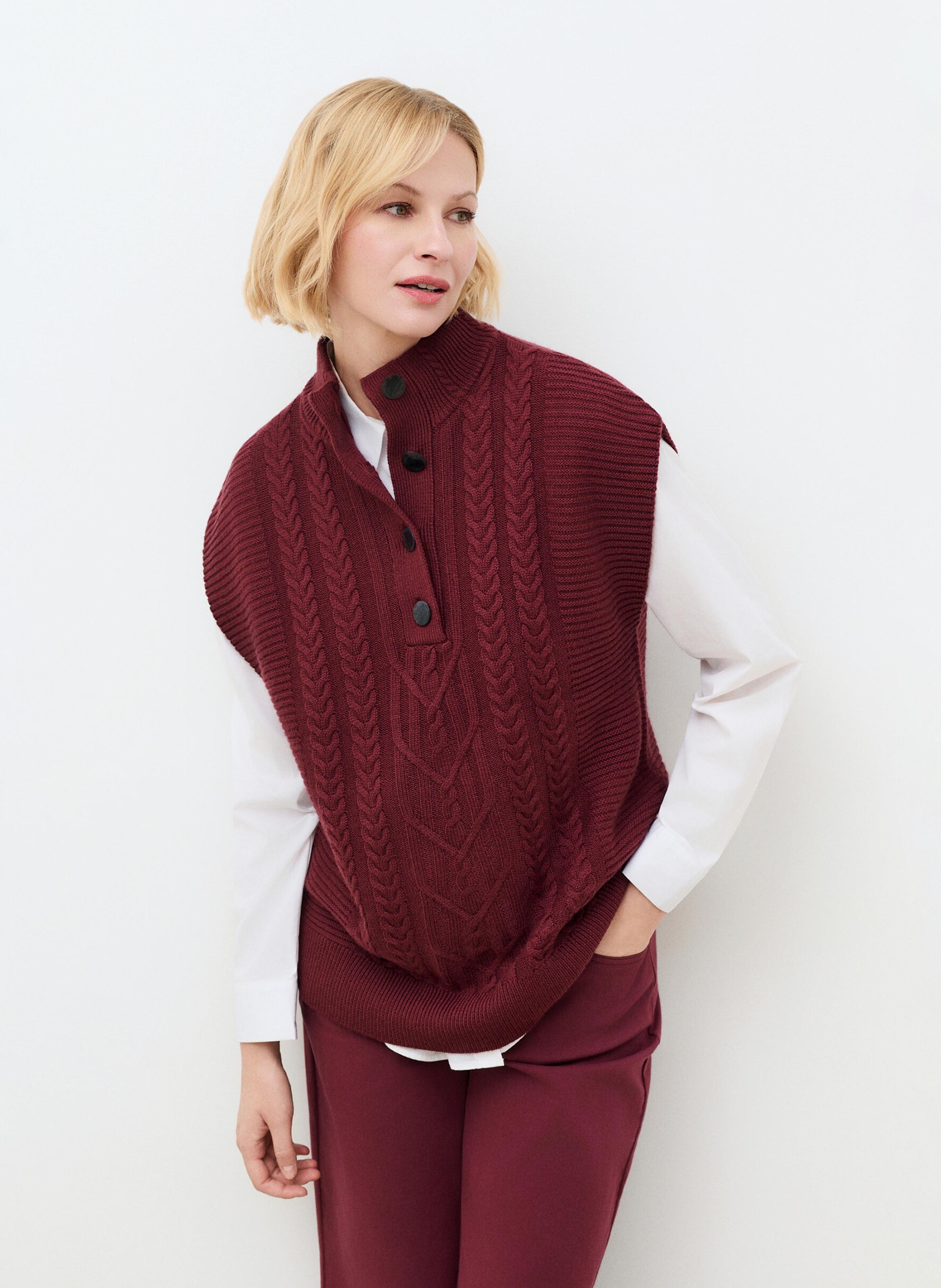 Gerade geschnittener Pullover aus Wollmix CAROLL Rot