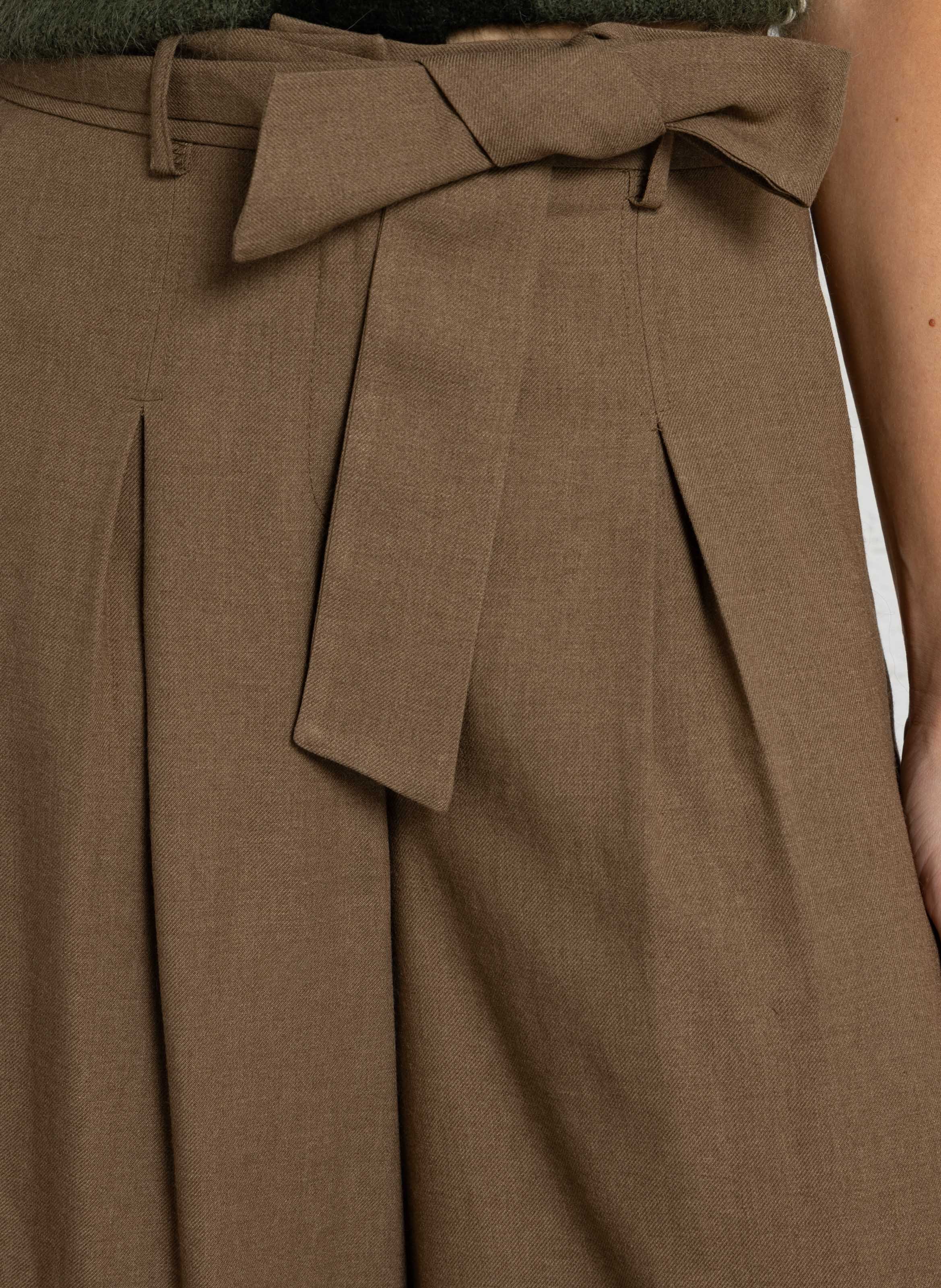 Rechte wijde broek met riem MAISON 123 Beige