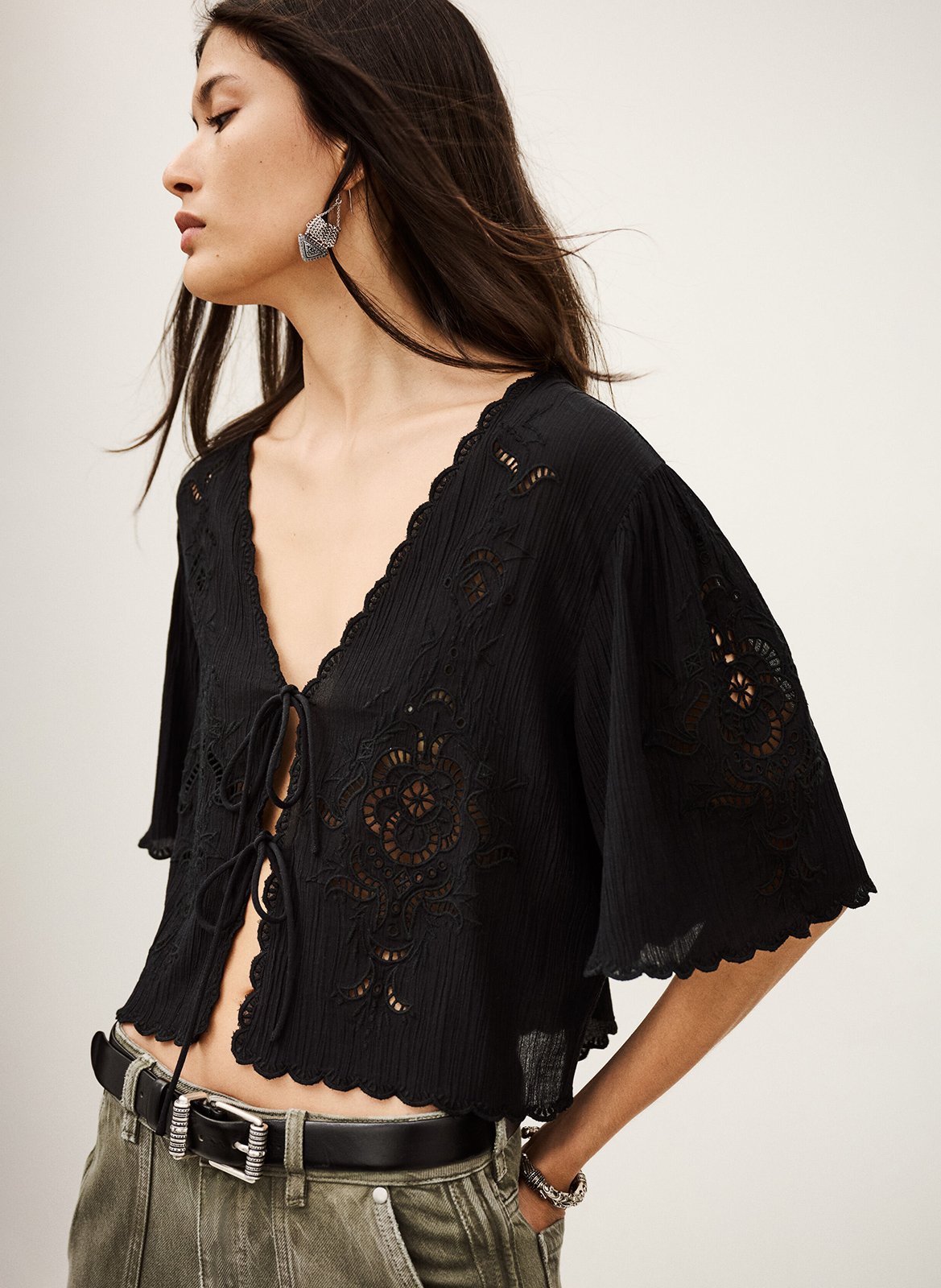 Top col v brodé BA&SH Noir