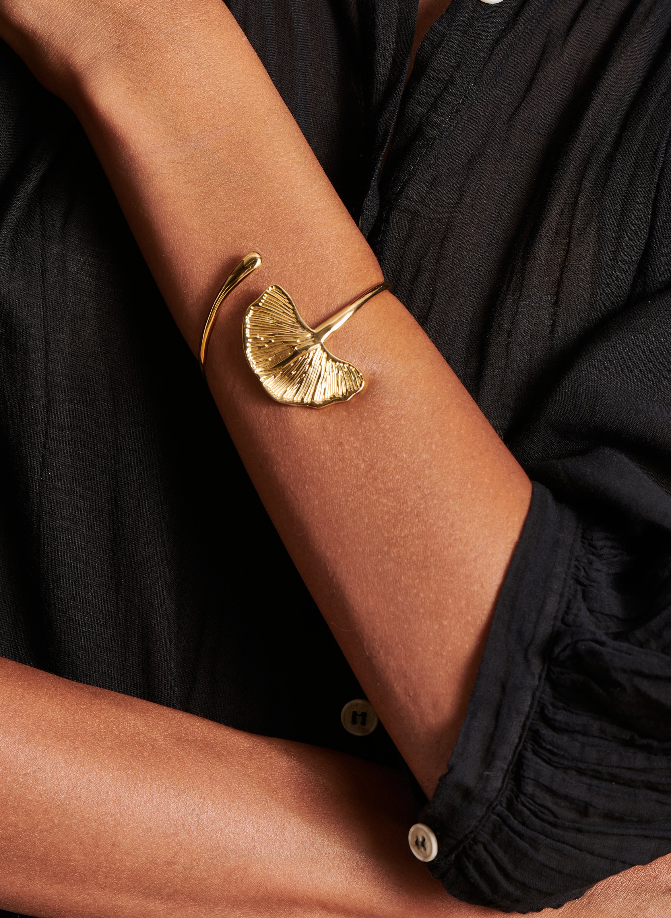 Brass bangle LA FEE MARABOUTEE Yellow