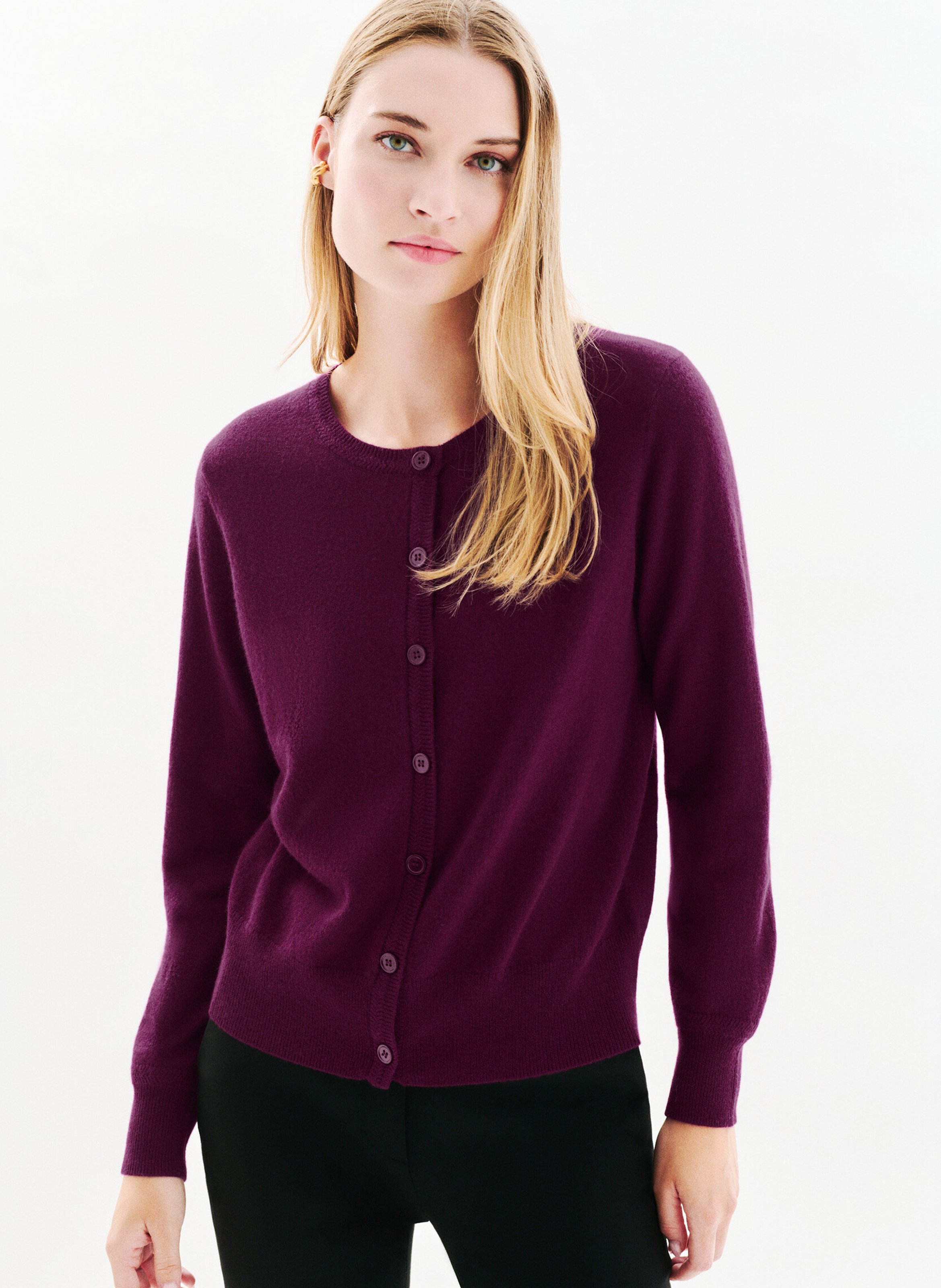 Round neck straight cashmere cardigan CAROLL Purple