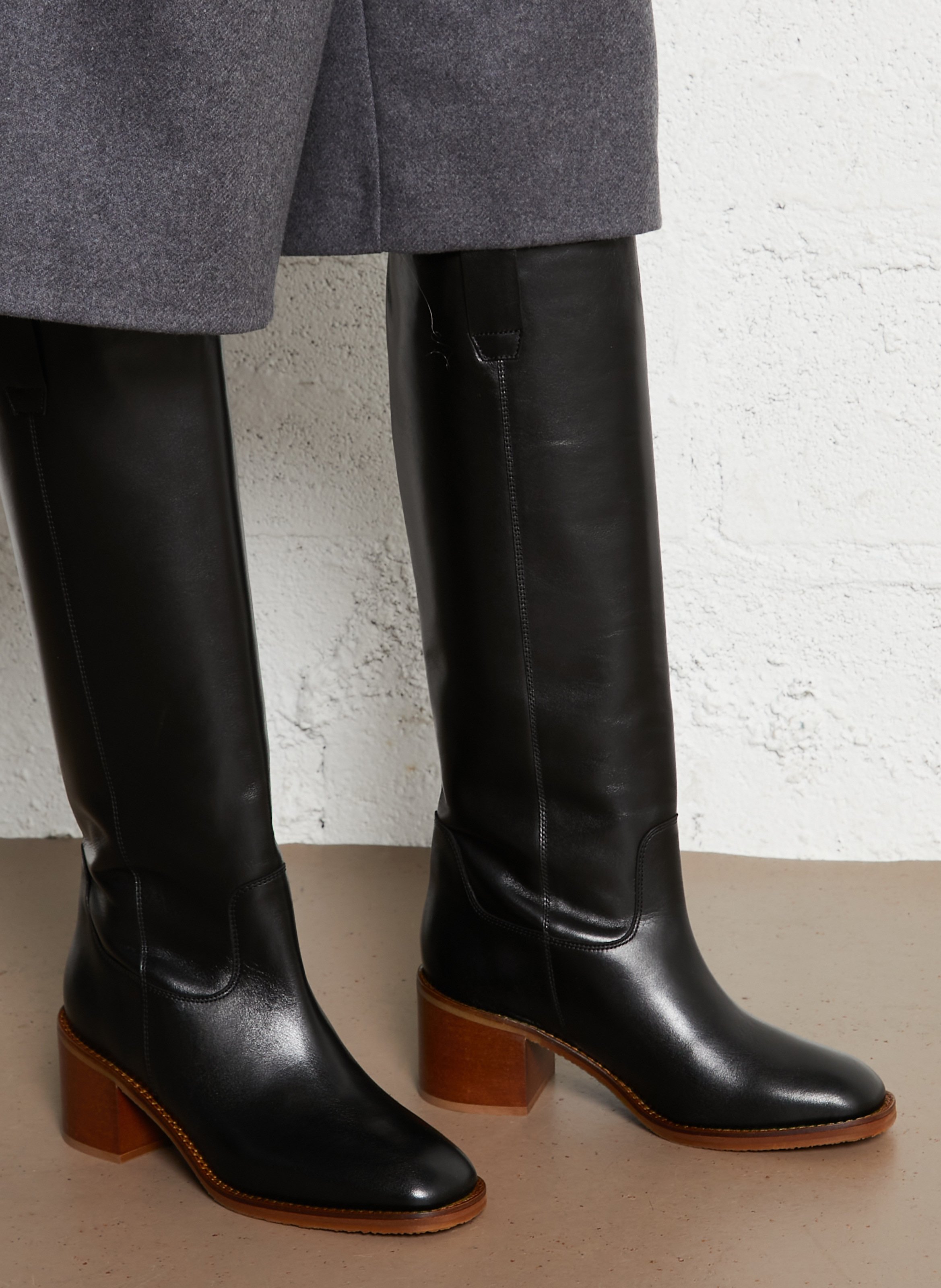 Bottes hautes unies en cuir lisse MAISON 123 Noir