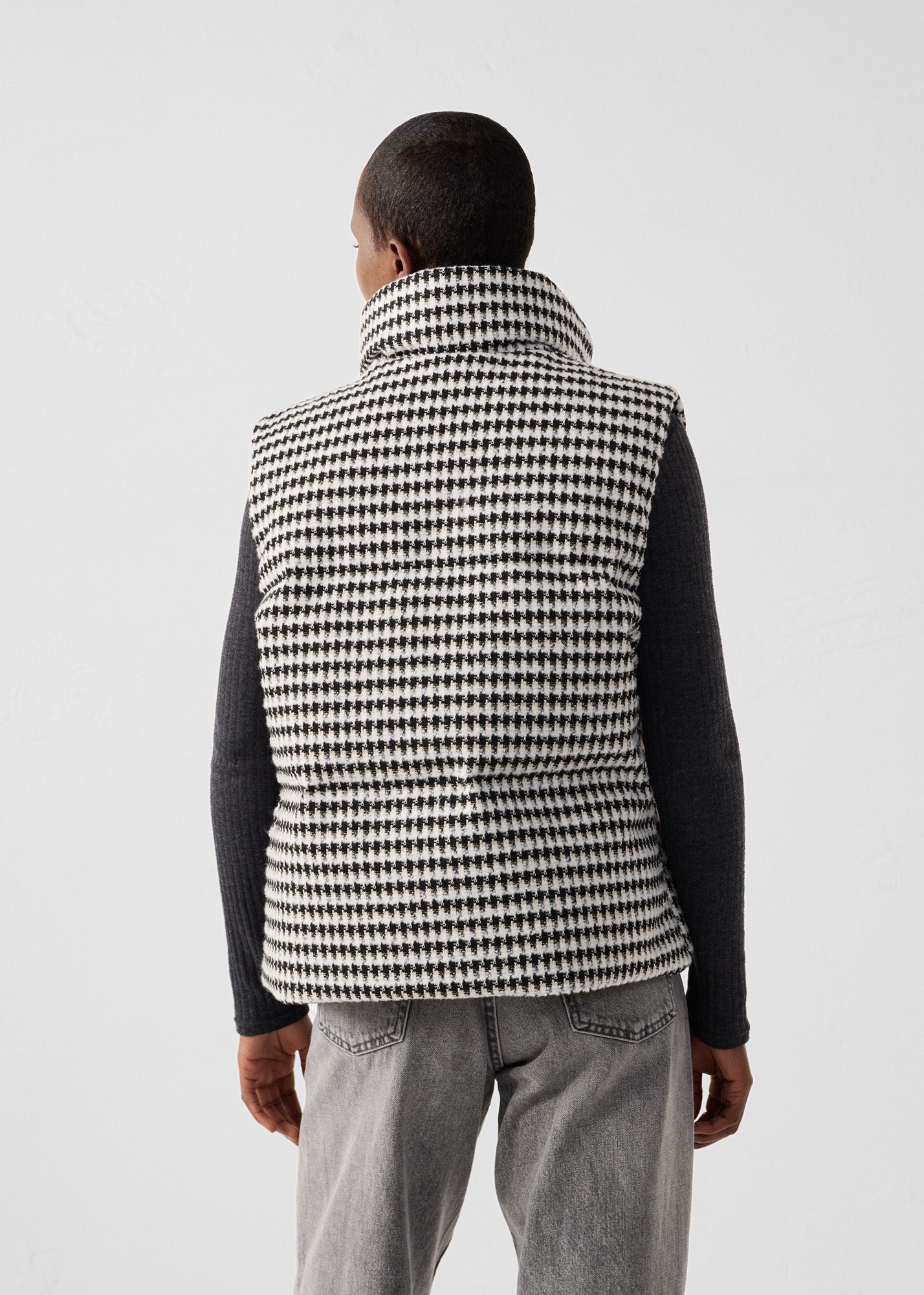 Puffer sleeveless cold weather jacket natural/black atsuma multicolor White