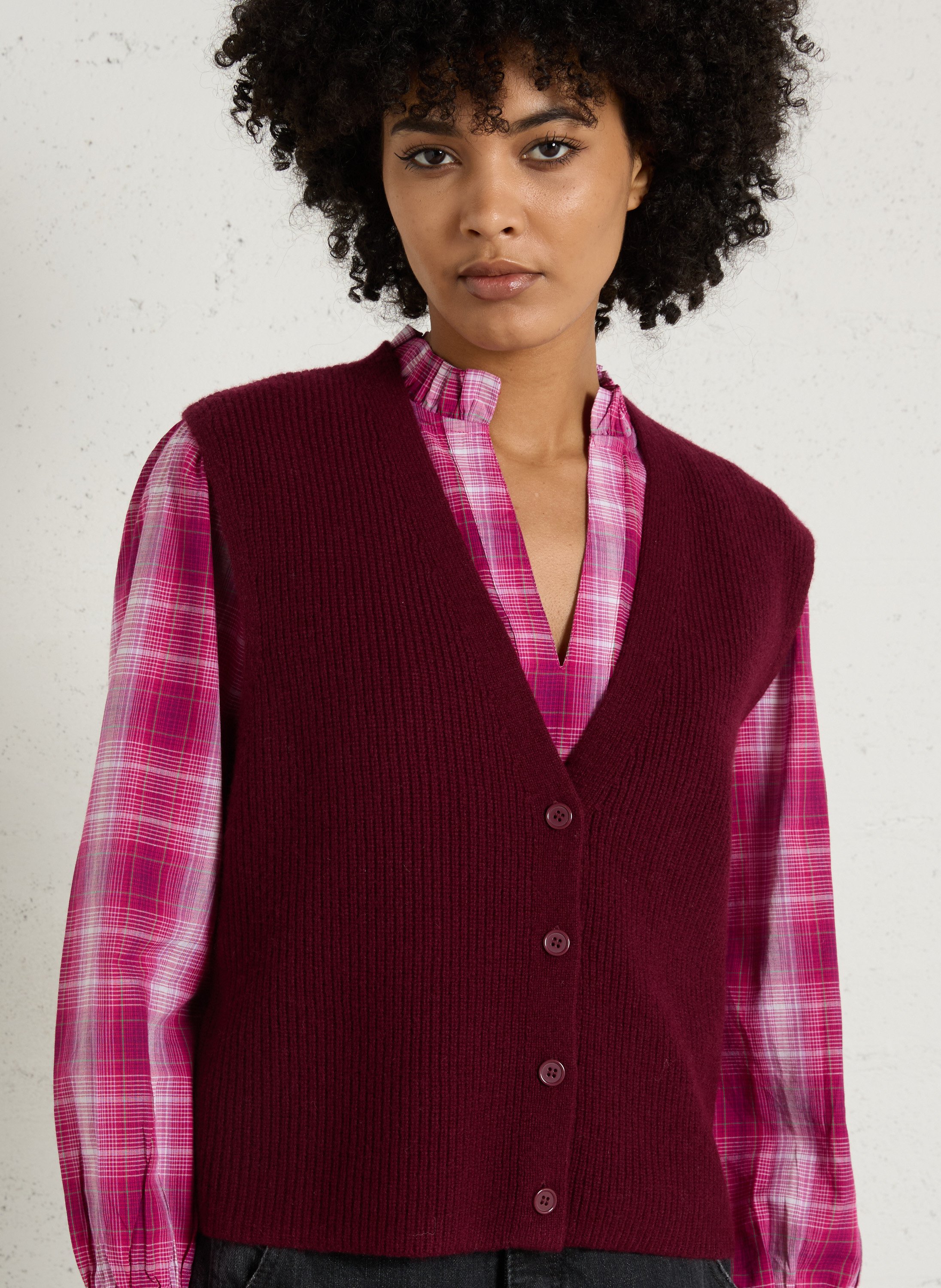 Svenland V-neck wool cardigan MAISON 123 Red