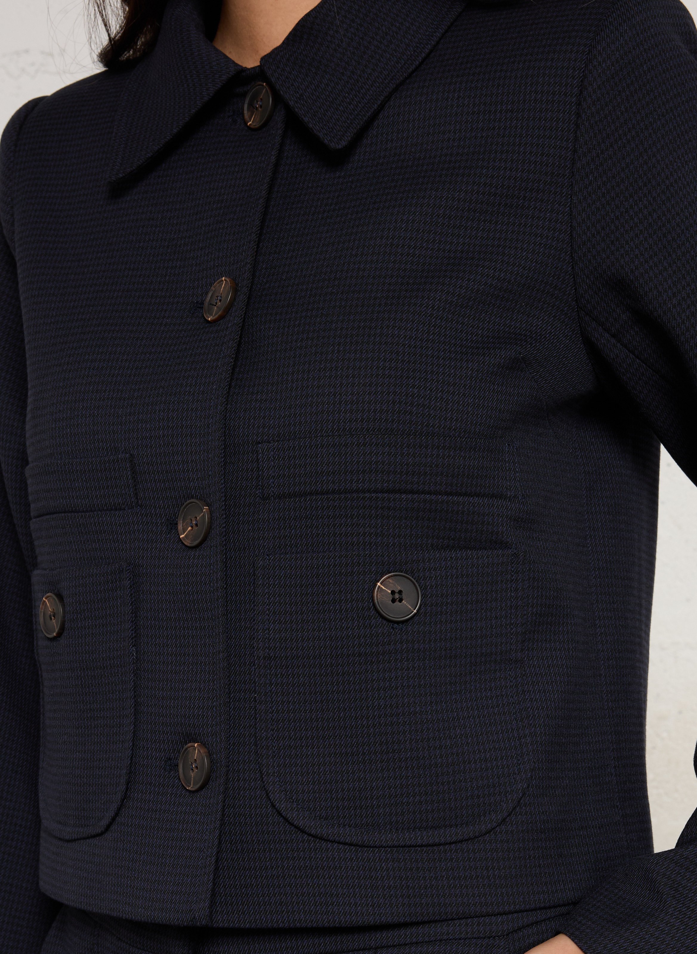 Gerade geschnittene Jacke mit klassischem Kragen SUNCOO Blau