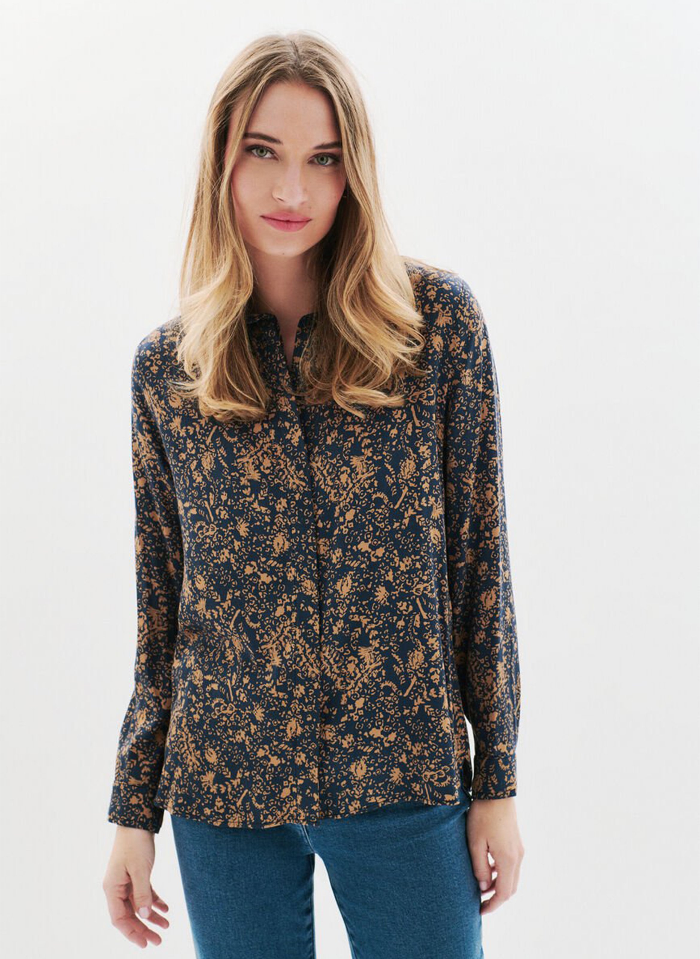 Straight printed shirt with classic collar CAROLL Black