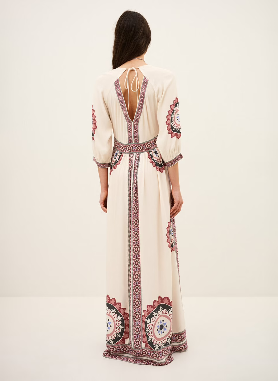 Lange jurk met V-hals en print BA&SH Beige