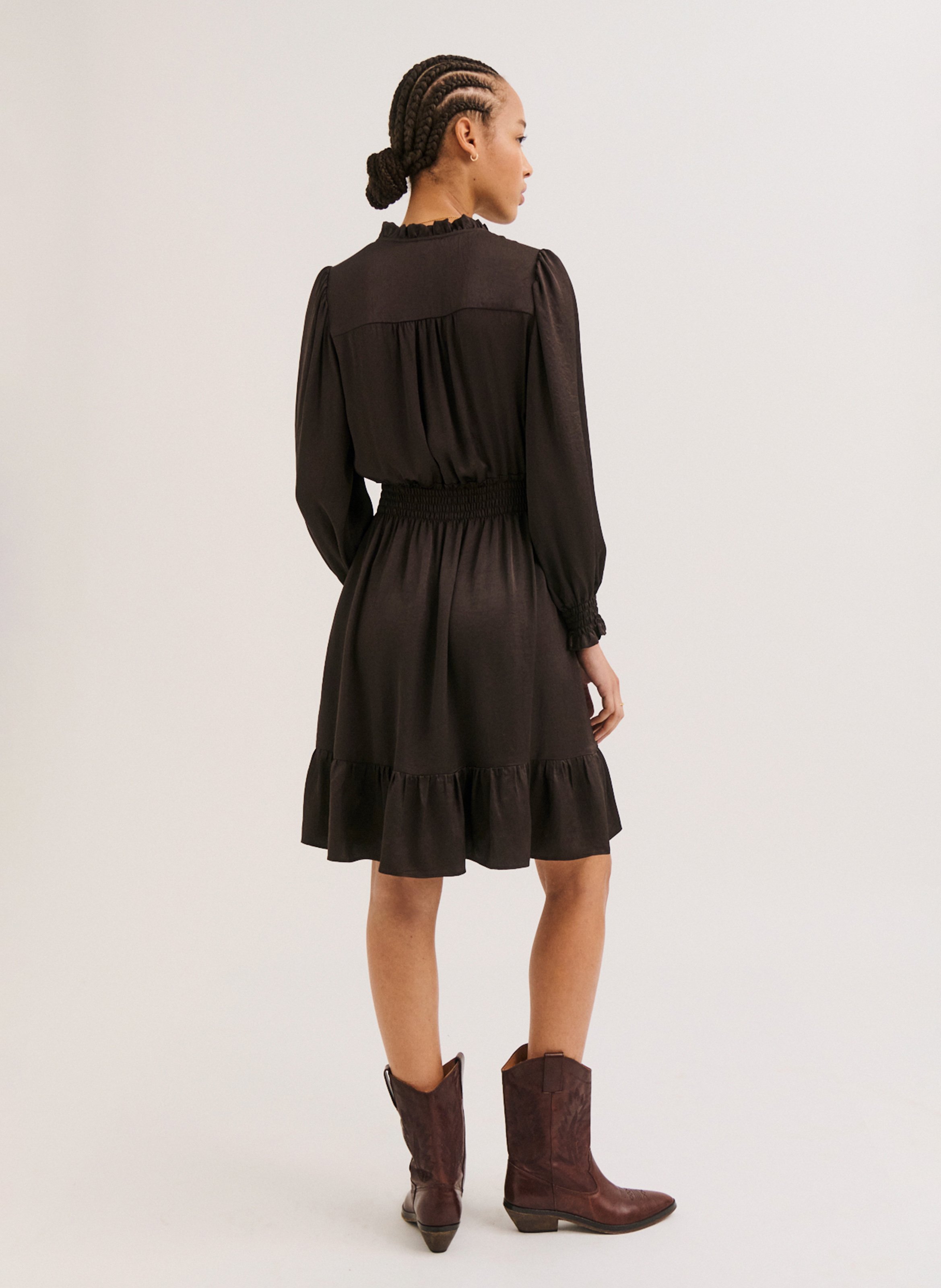 Tailliertes Kurzkleid mit Henley-Ausschnitt PABLO Braun