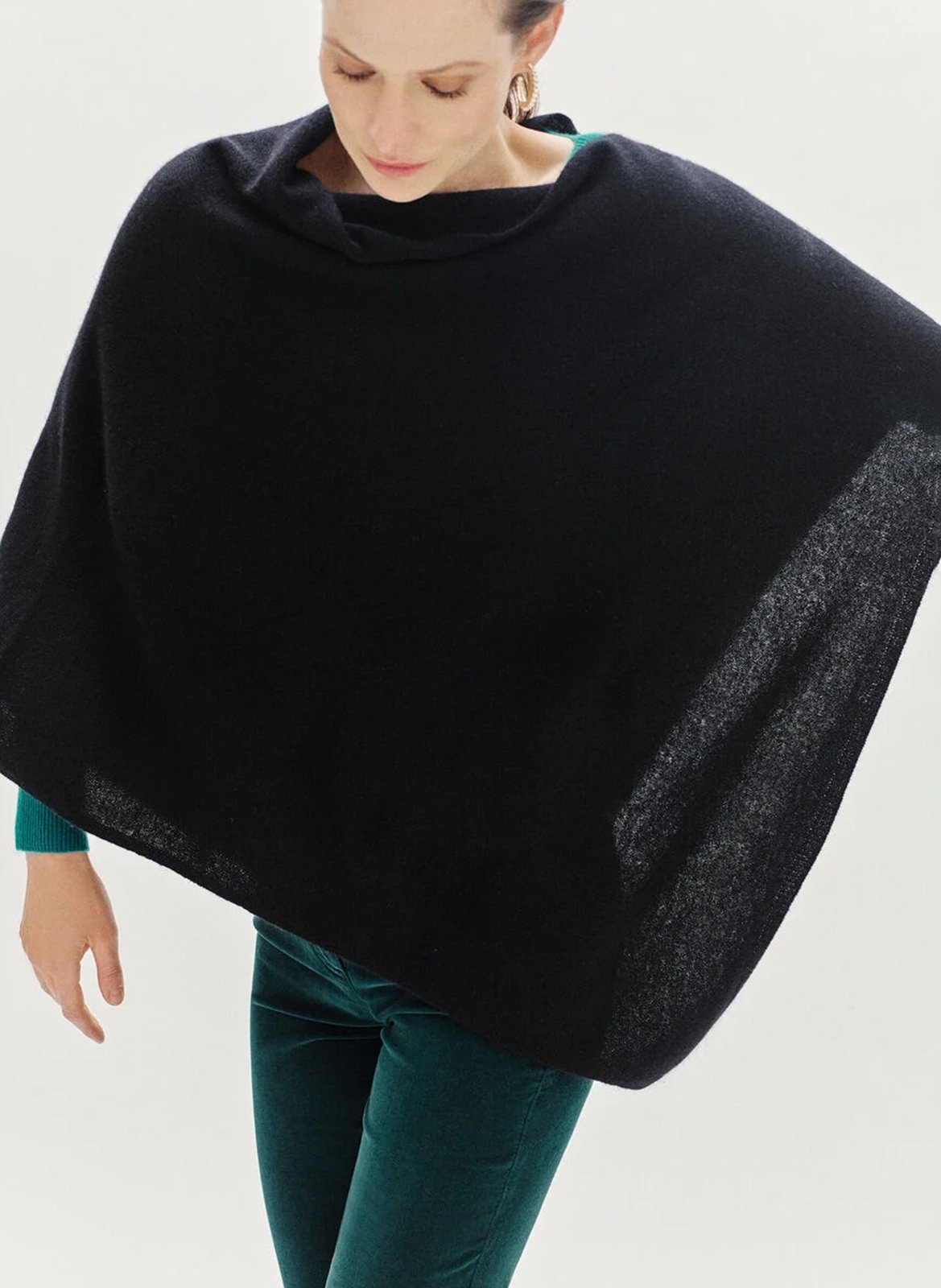 Poncho en cachemire CAROLL Noir