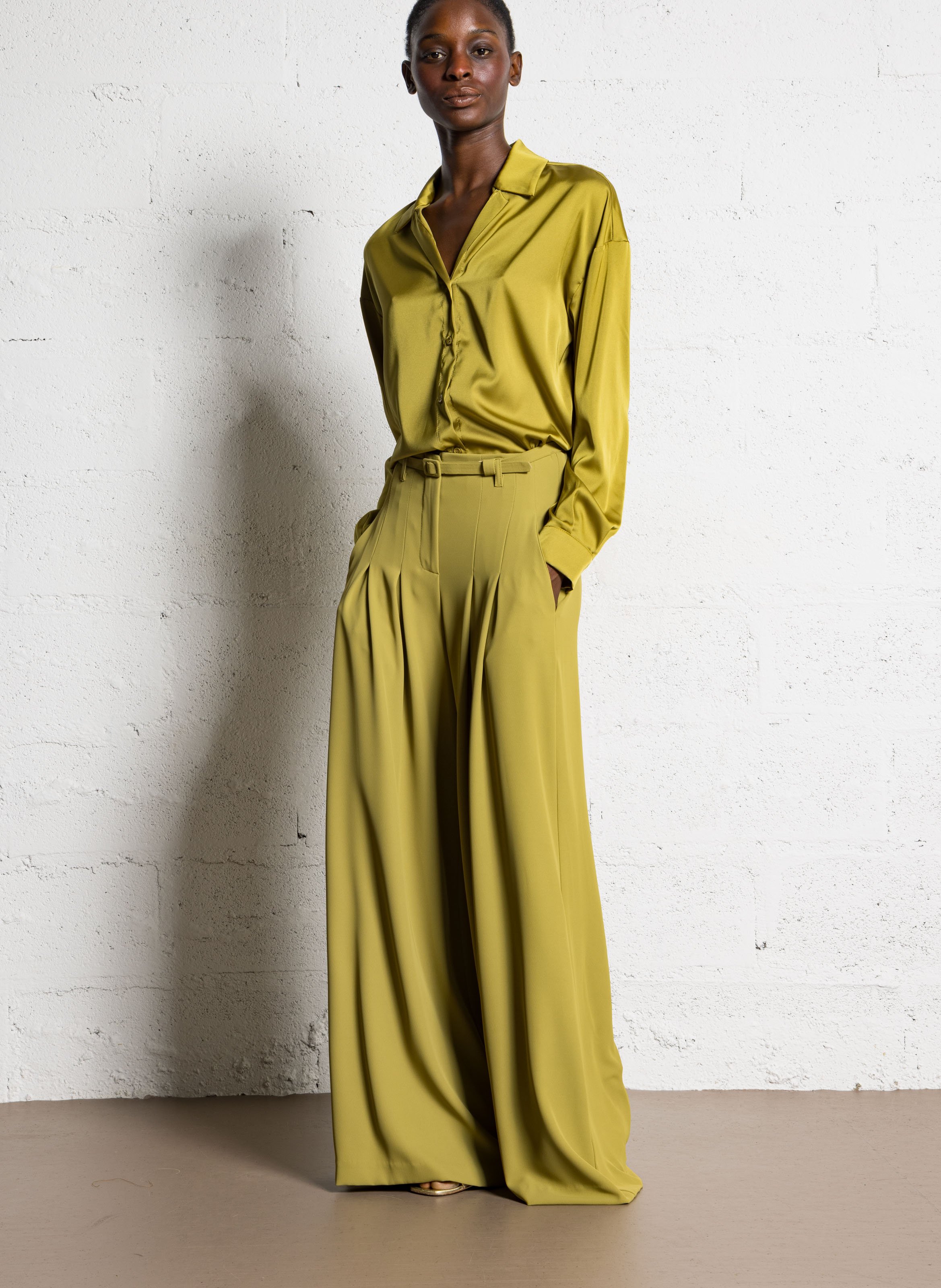 Chemise oversize satiné IMPERIAL Jaune