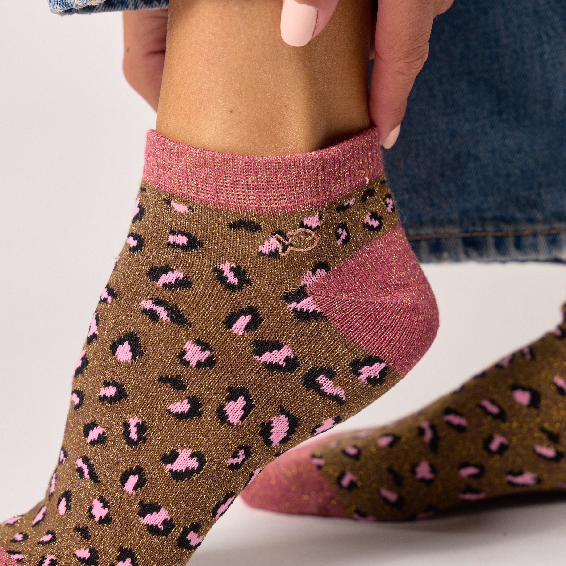 Cotton Combed Leopard Ankle Socks Brown