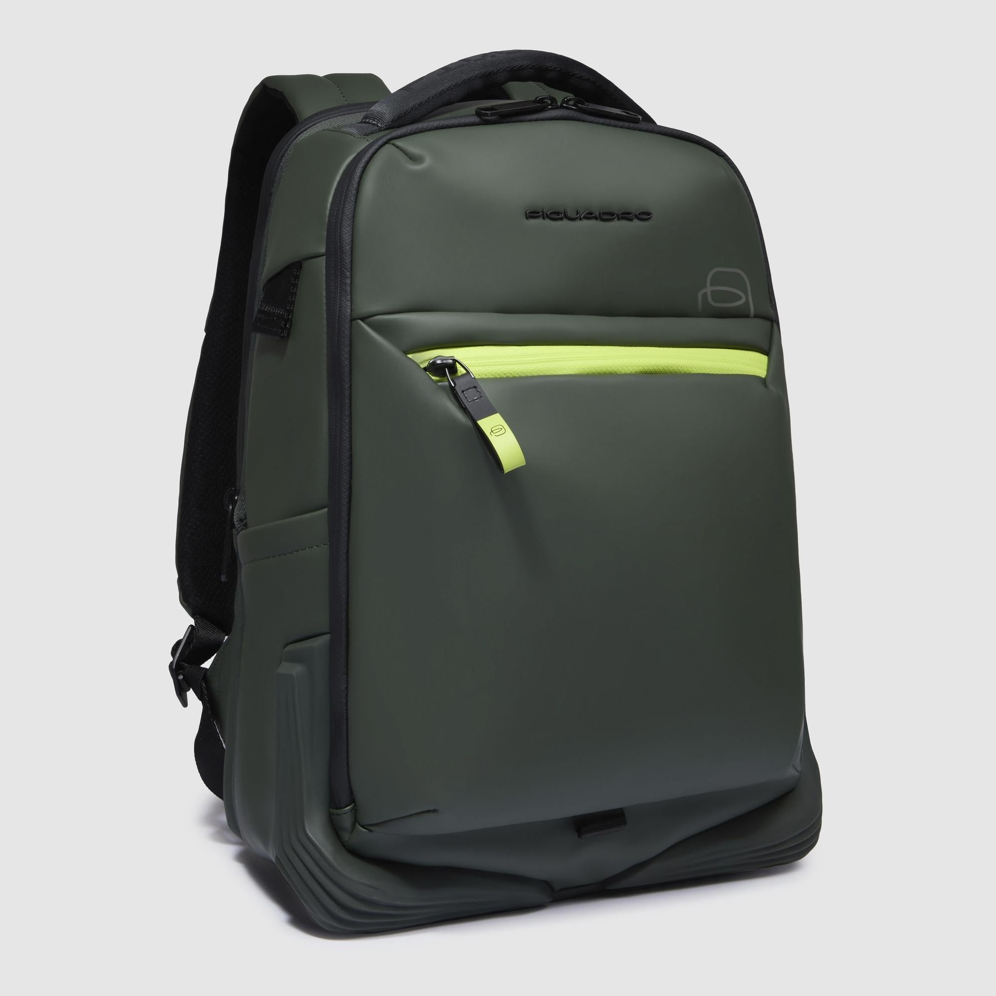 Convertible travel backpack that fits under the seat Green