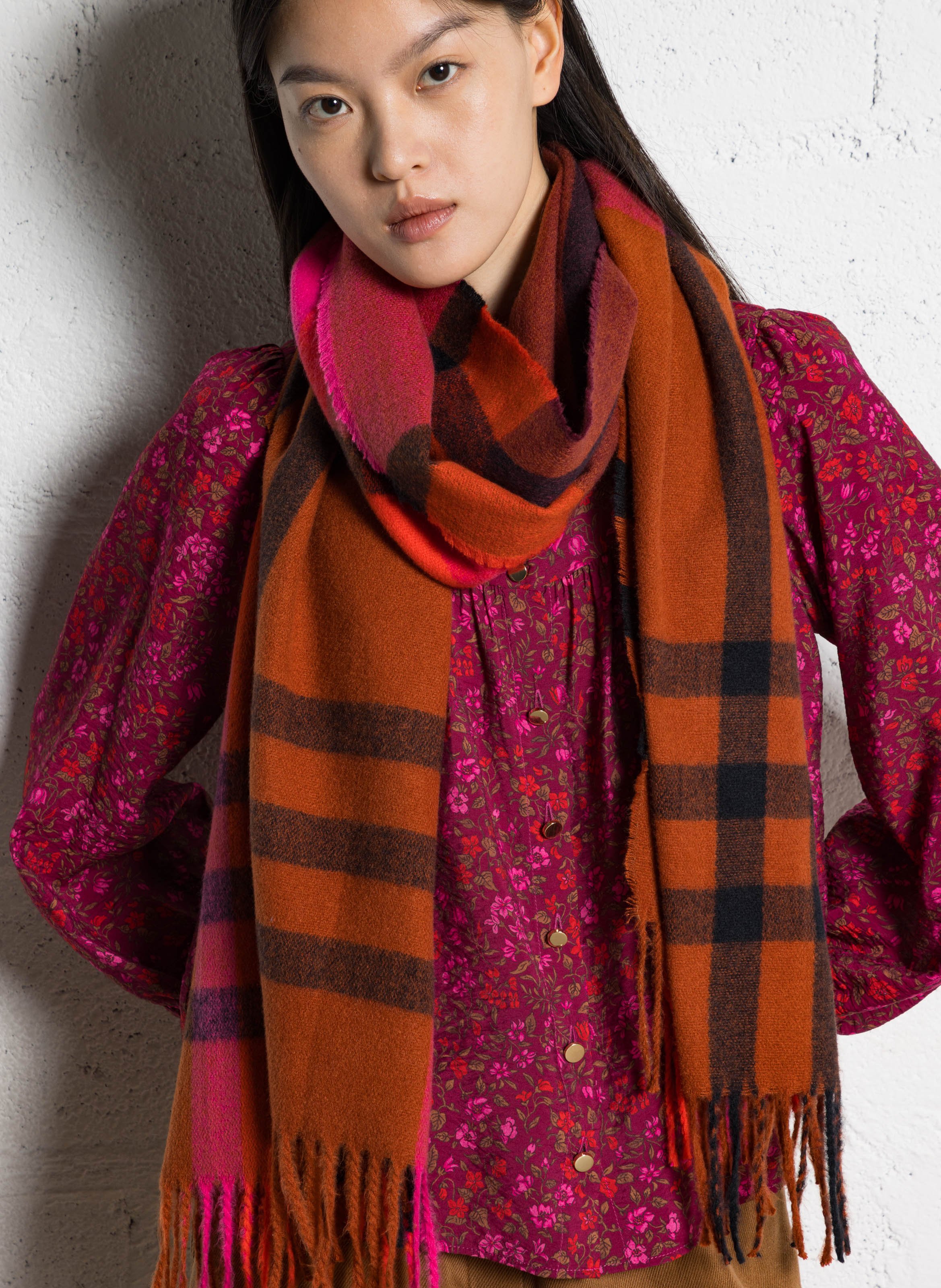 Echarpe à carreaux I CODE Rouge