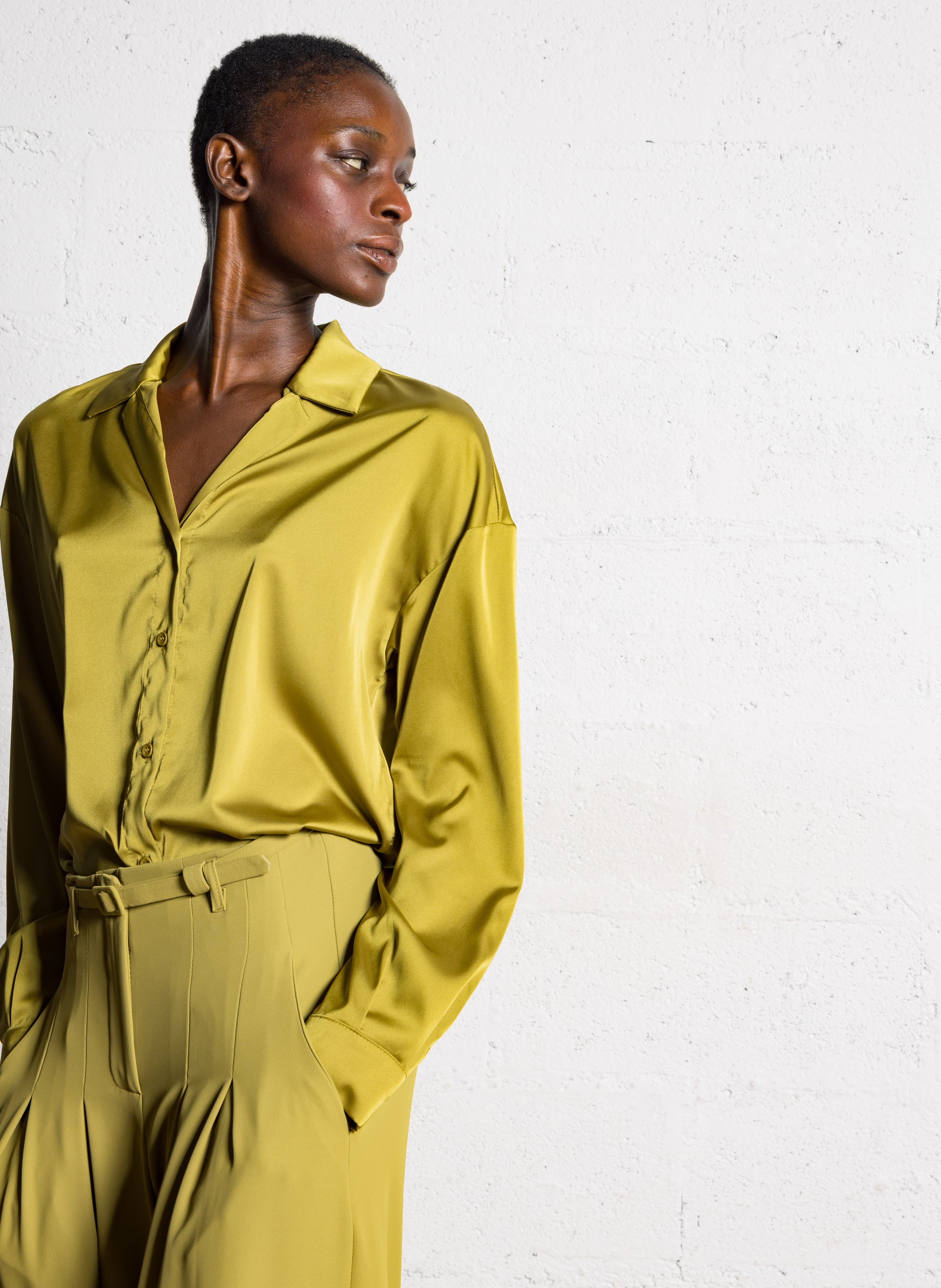 Chemise oversize satiné IMPERIAL Jaune